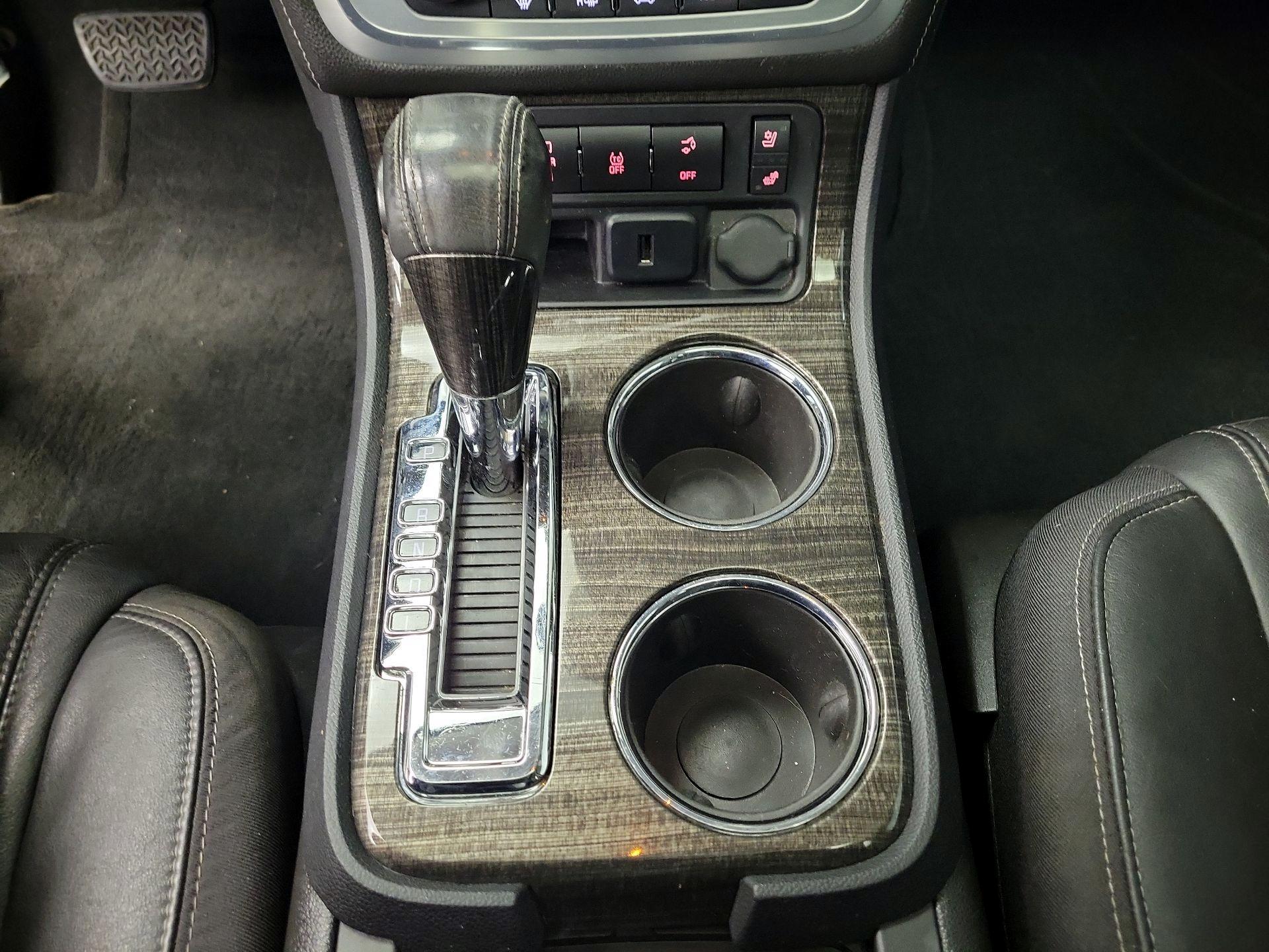 Thumbnail: 2015 GMC Acadia - 18