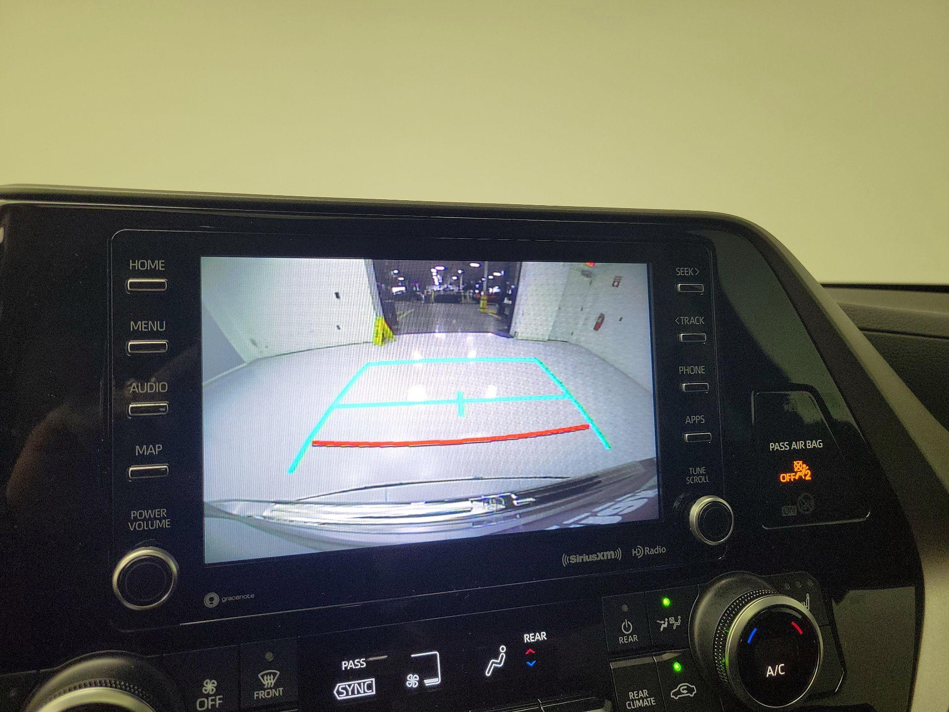 Thumbnail: 2021 Toyota Highlander - 15