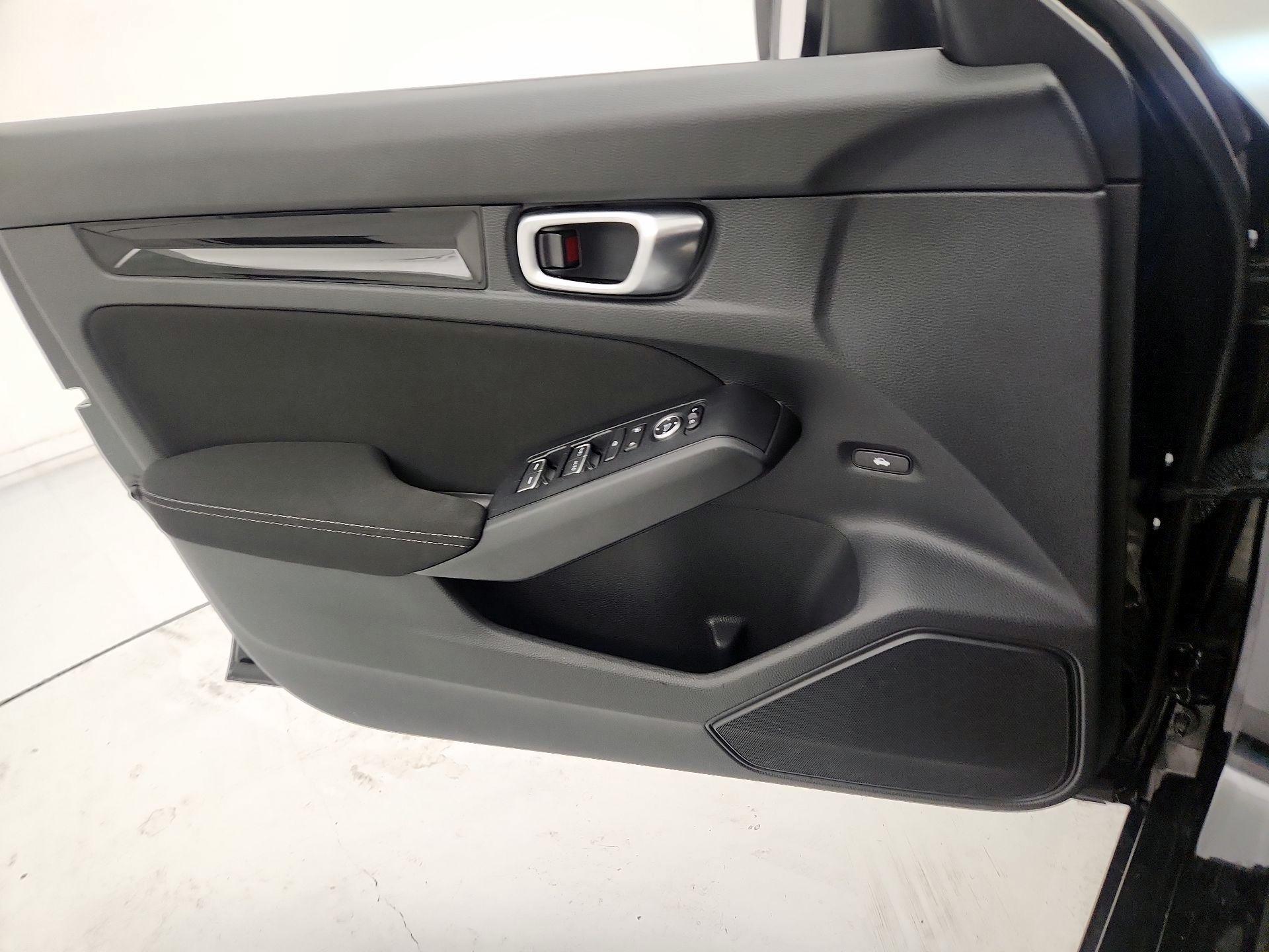 Thumbnail: 2024 Honda Civic - 12