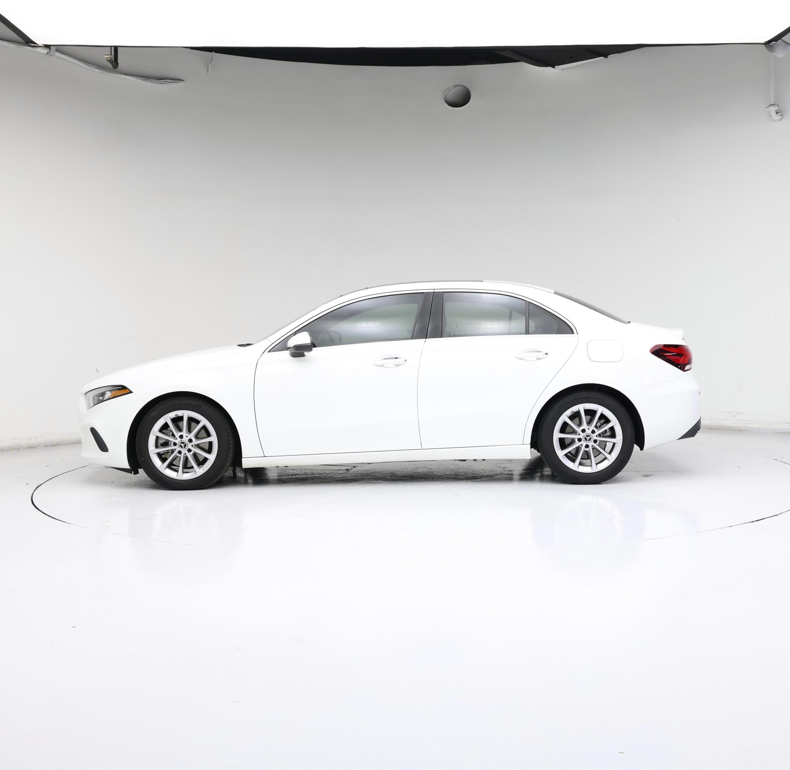 Thumbnail: 2022 Mercedes-Benz A-Class - 3