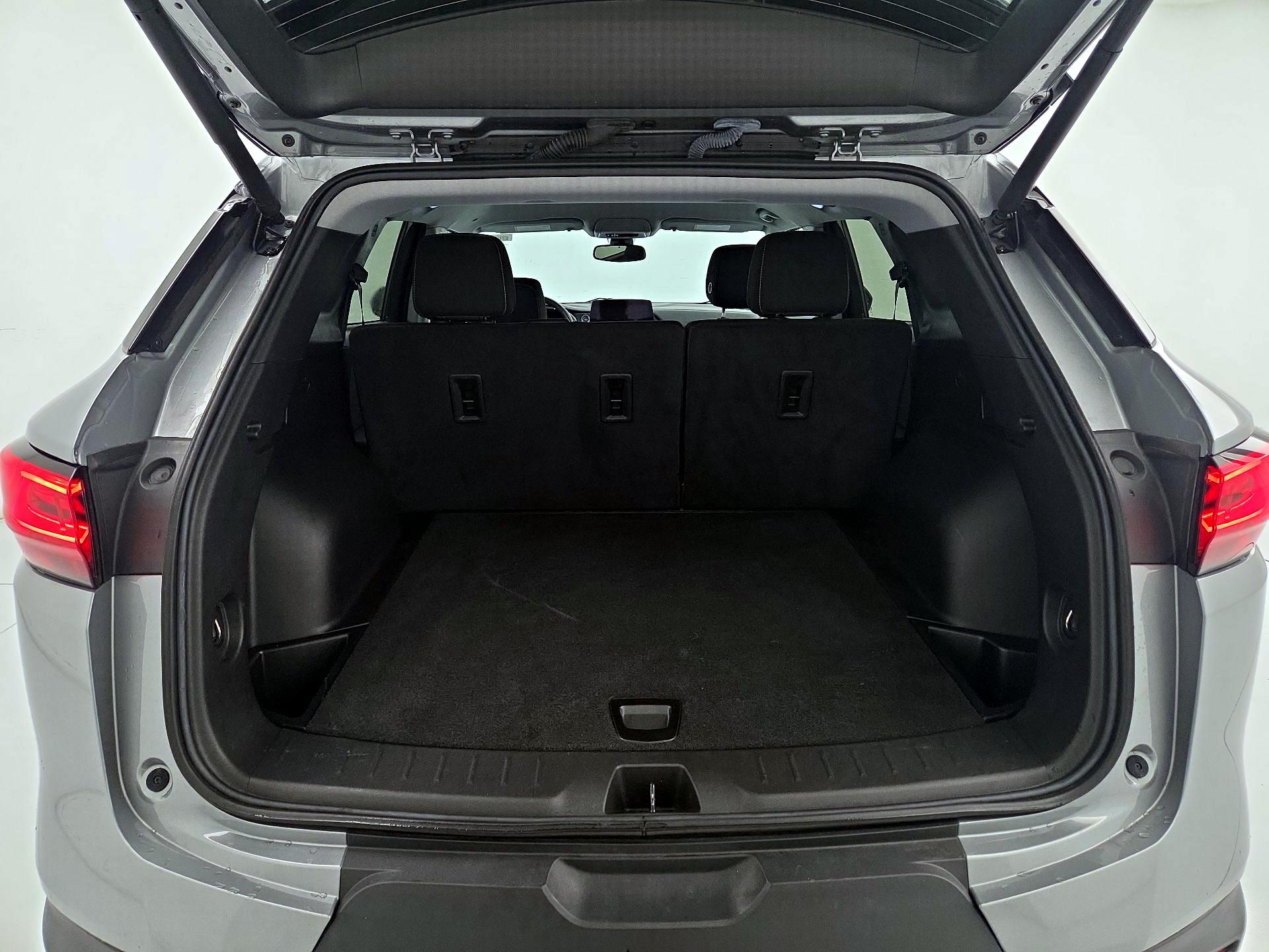 Thumbnail: 2023 Chevrolet Blazer - 20