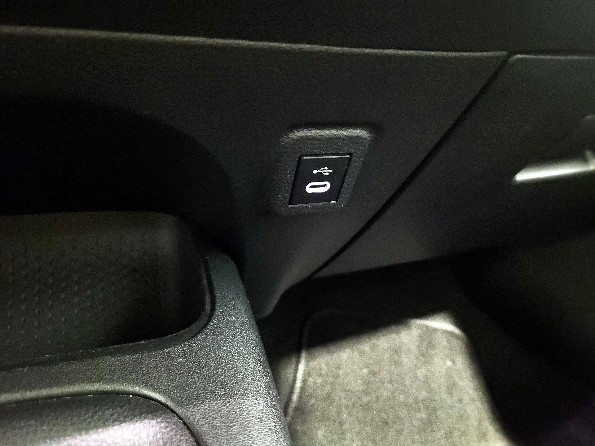 Thumbnail: 2023 Toyota Corolla - 18