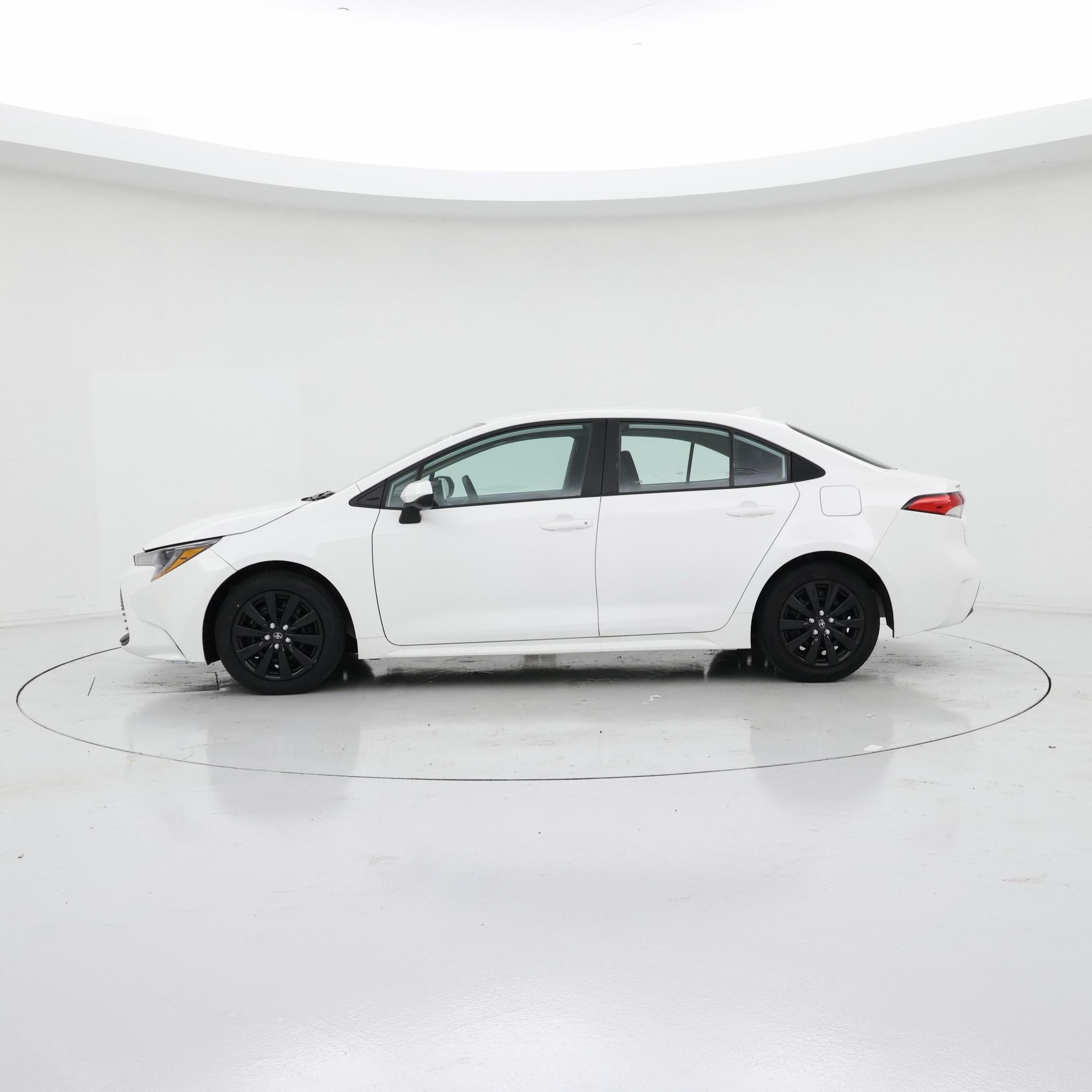 Thumbnail: 2023 Toyota Corolla - 3