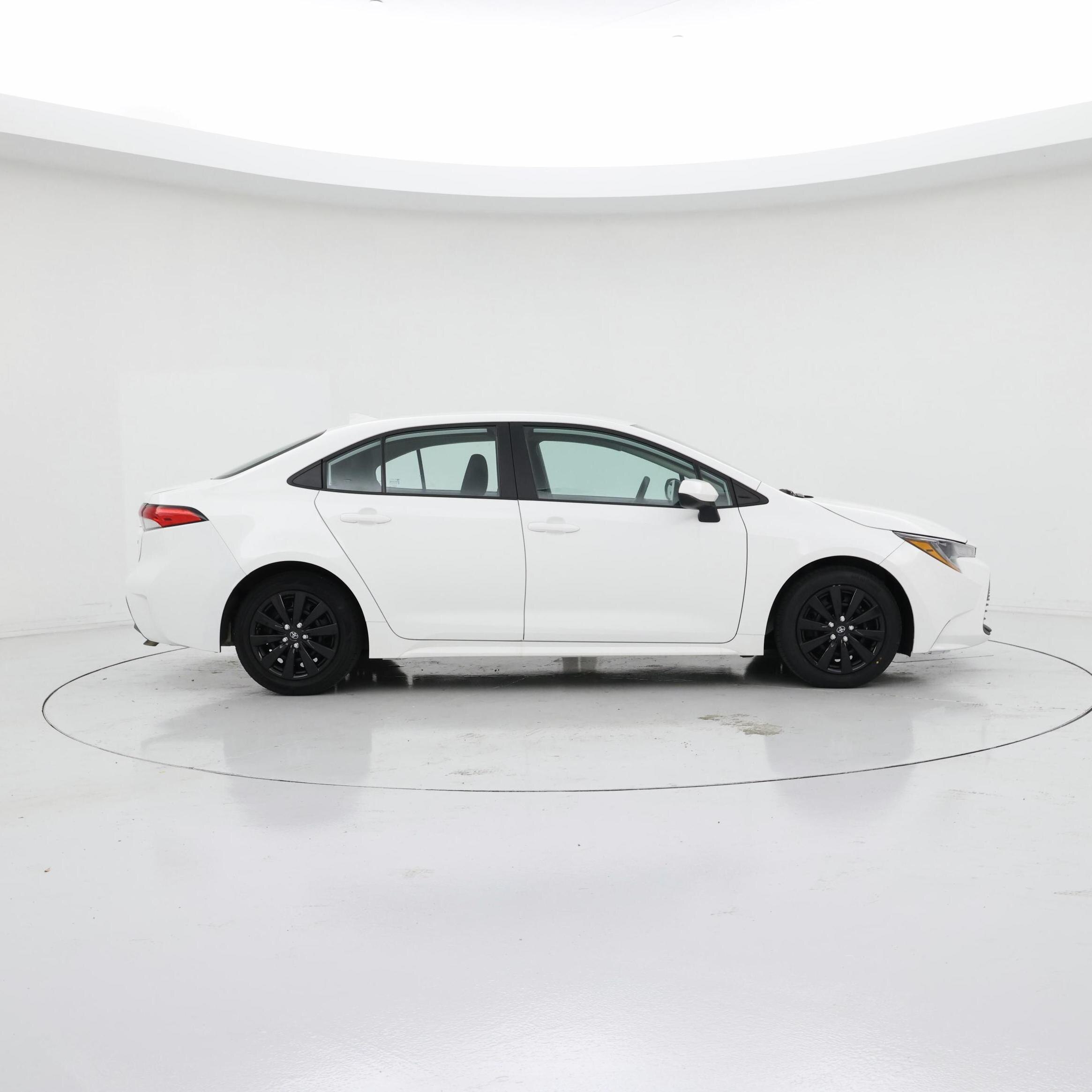 Thumbnail: 2023 Toyota Corolla - 7