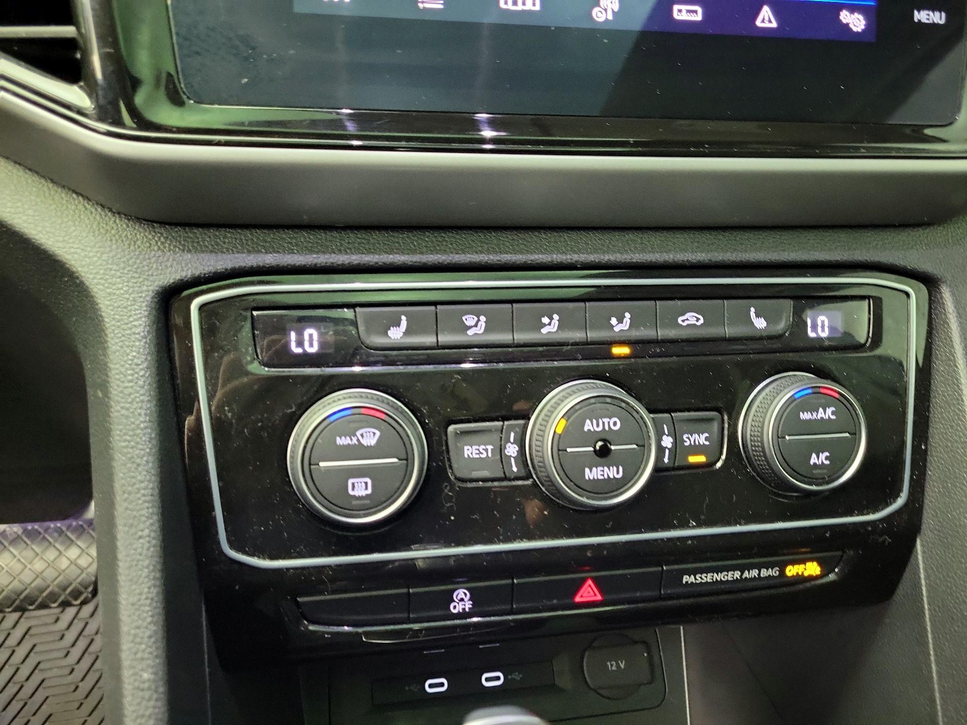 Thumbnail: 2023 Volkswagen Atlas - 16