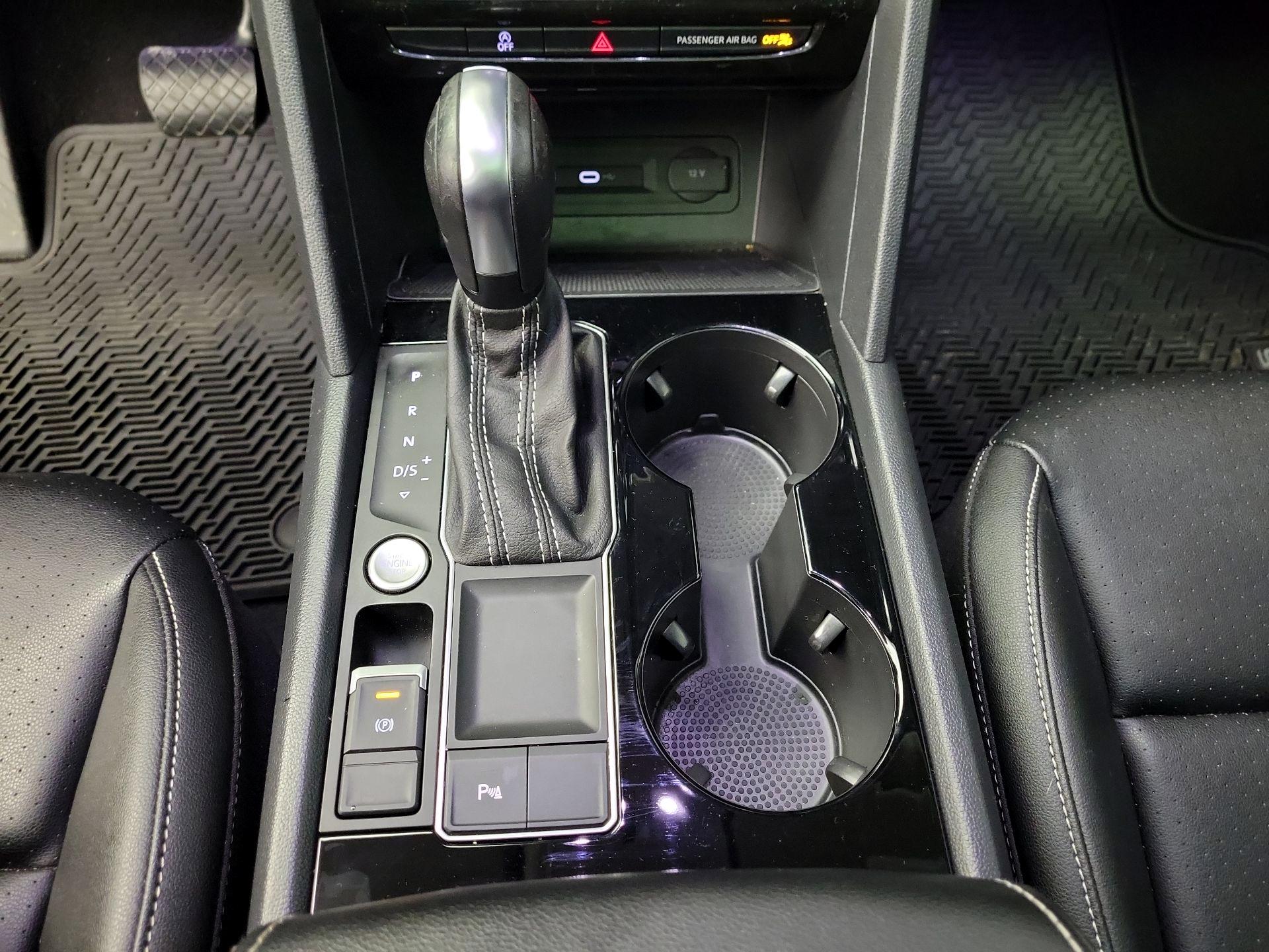 Thumbnail: 2023 Volkswagen Atlas - 17