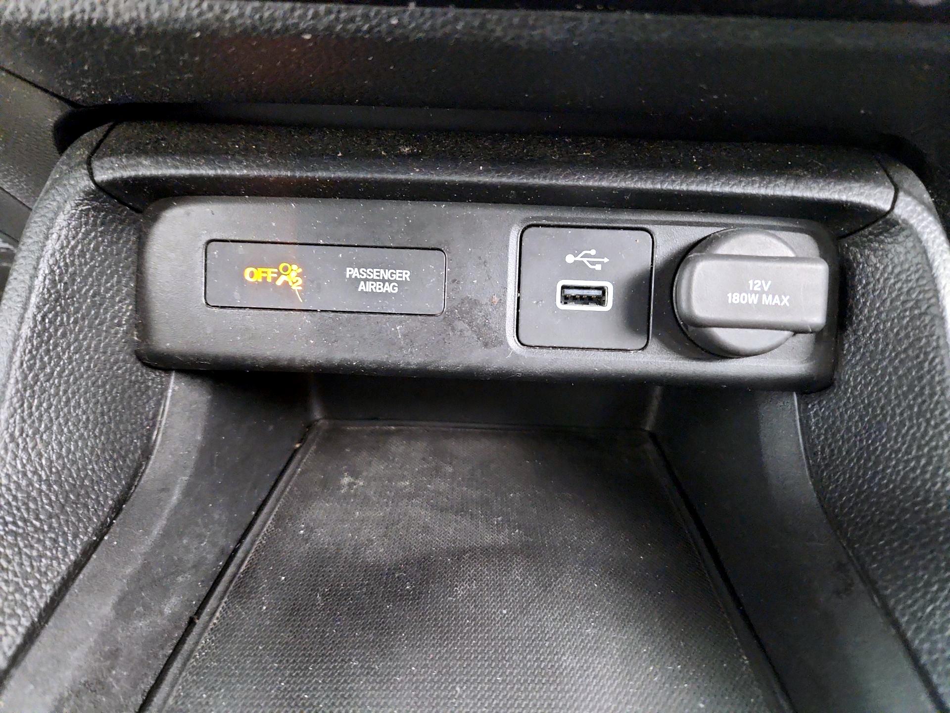 Thumbnail: 2023 Honda Civic - 18