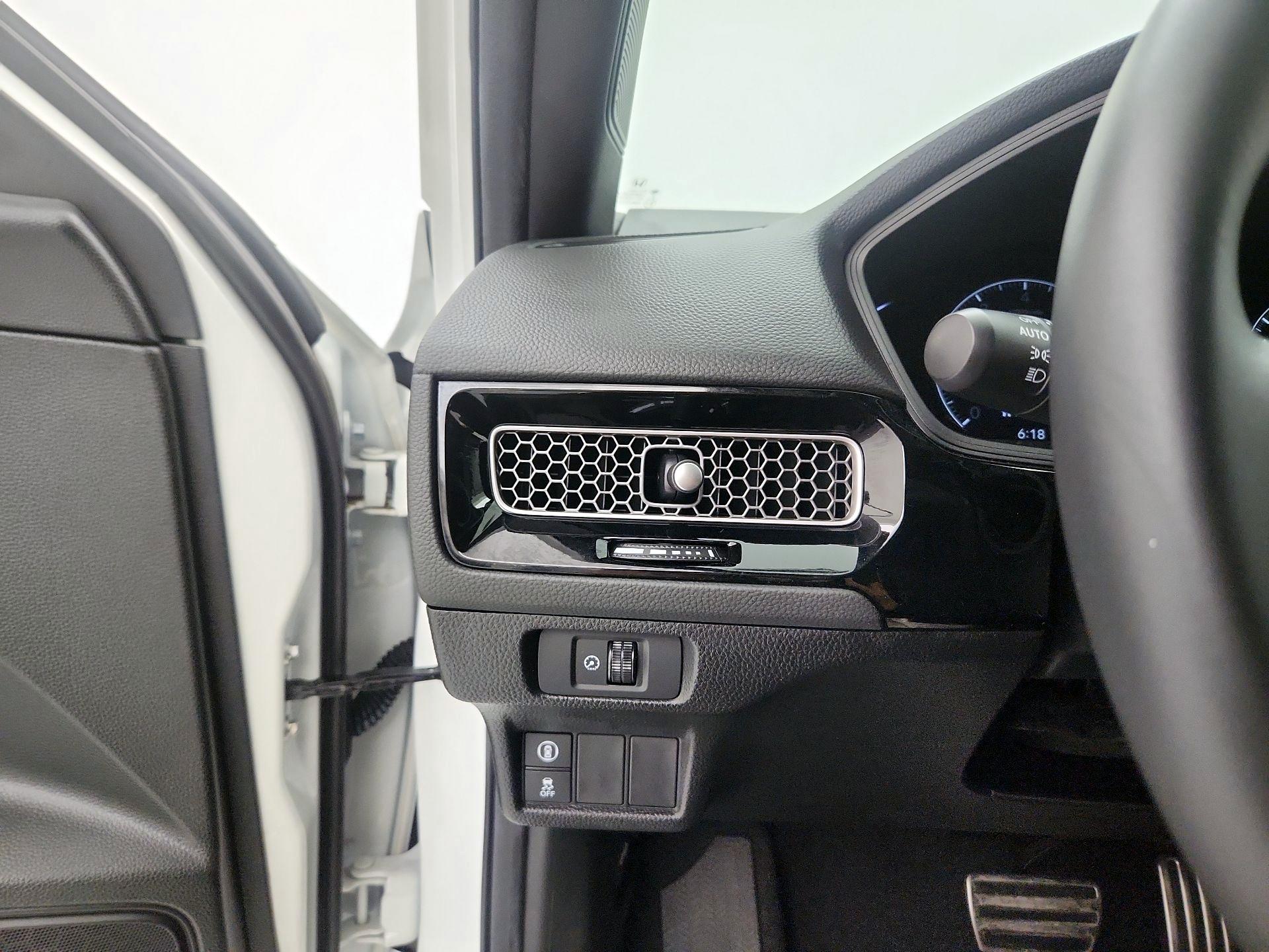 Thumbnail: 2024 Honda Civic - 13