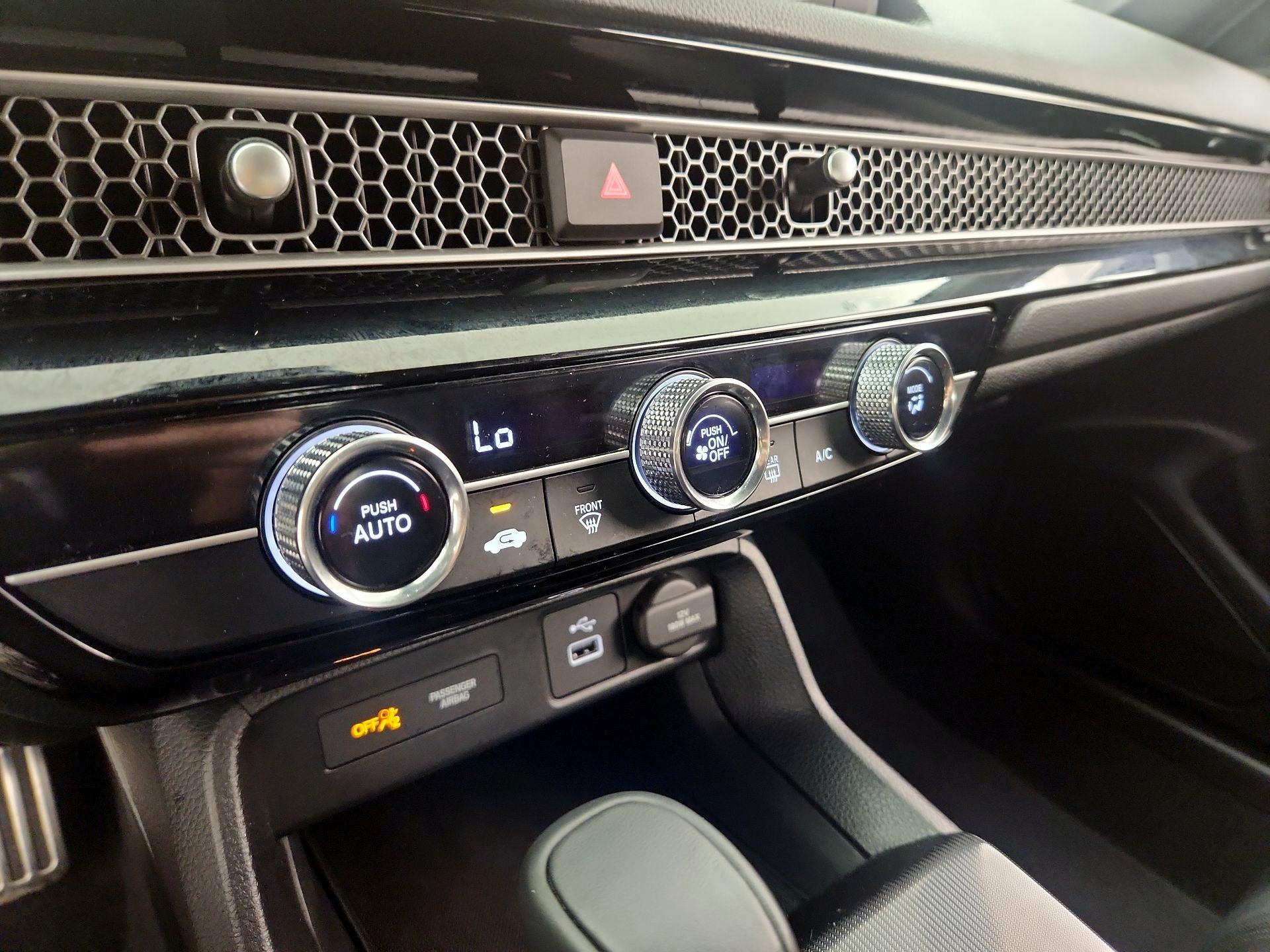 Thumbnail: 2024 Honda Civic - 16