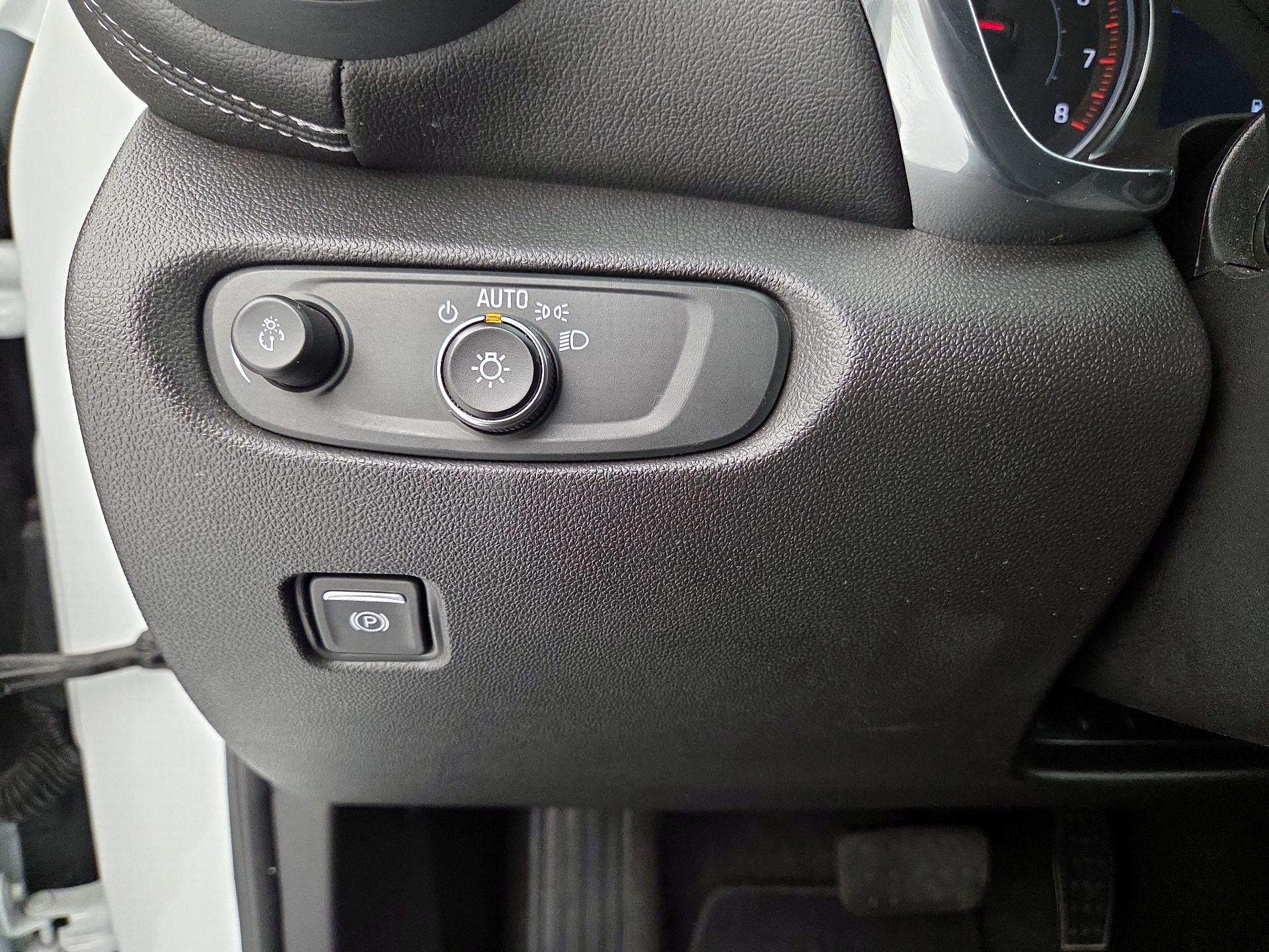 Thumbnail: 2023 Chevrolet Blazer - 13