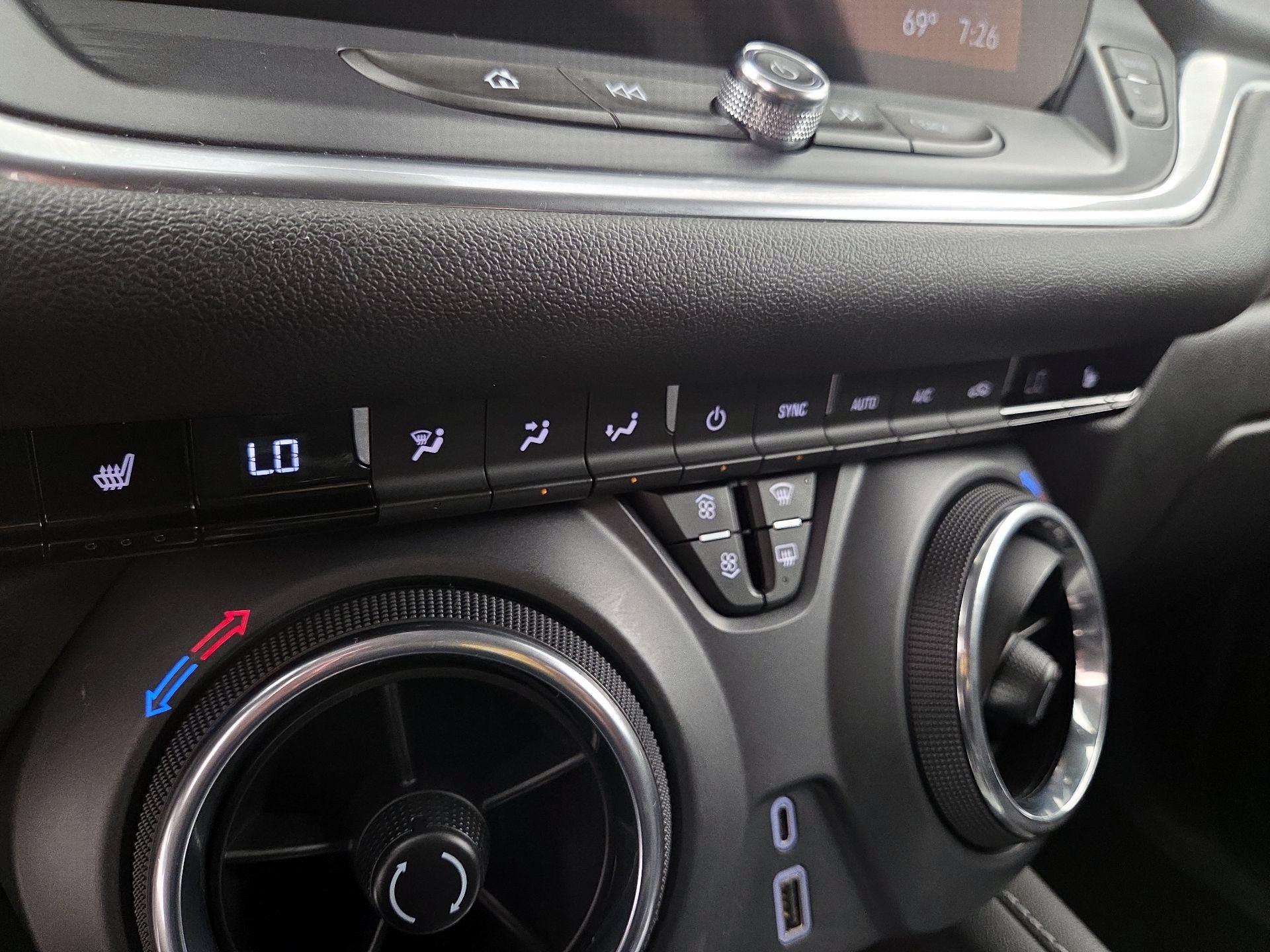 Thumbnail: 2023 Chevrolet Blazer - 16