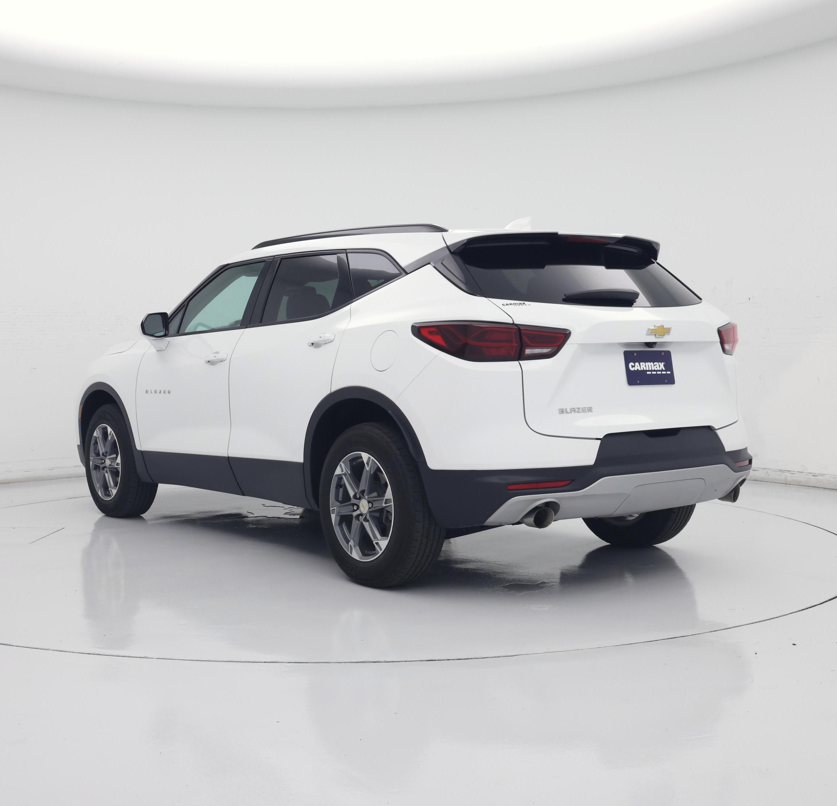 Thumbnail: 2023 Chevrolet Blazer - 2