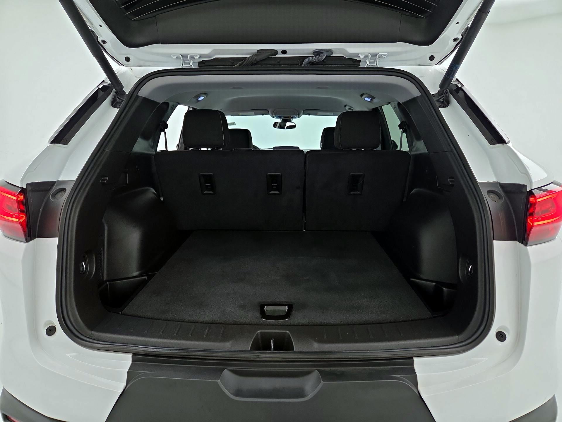 Thumbnail: 2023 Chevrolet Blazer - 20