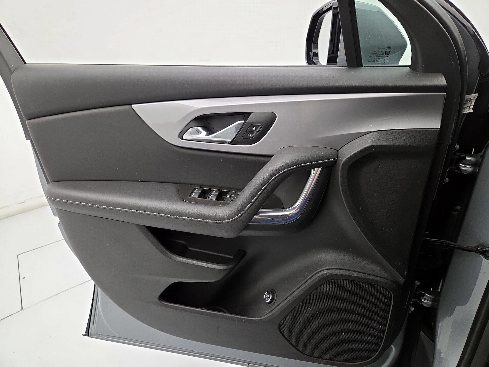 2023 Chevrolet Blazer 2LT - Photo 13