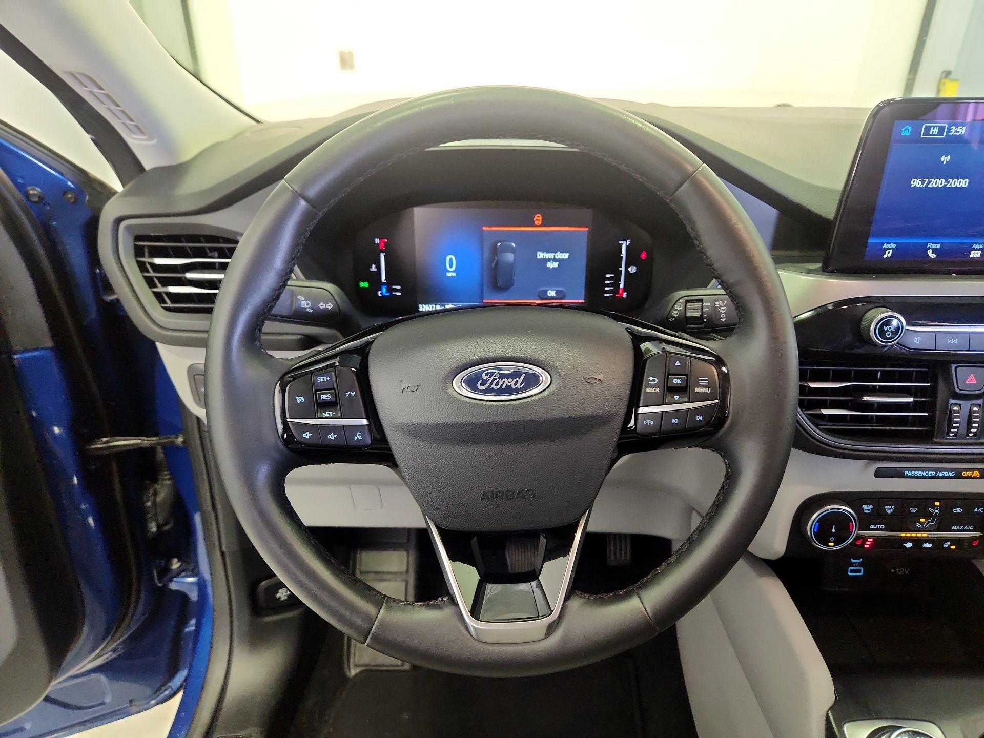 Thumbnail: 2023 Ford Escape - 10