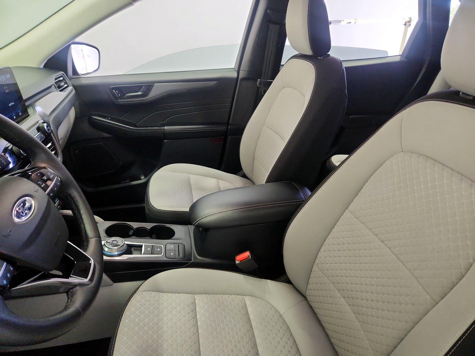 Thumbnail: 2023 Ford Escape - 11