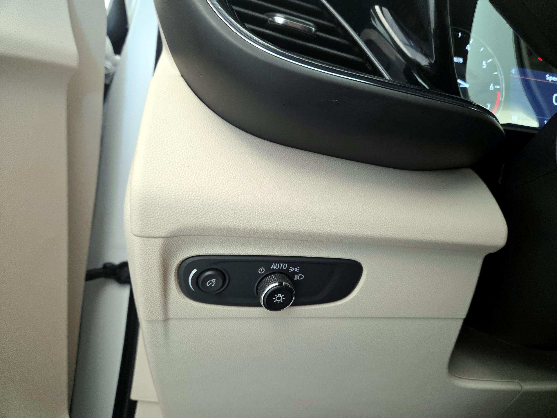 Thumbnail: 2023 Buick Envision - 13