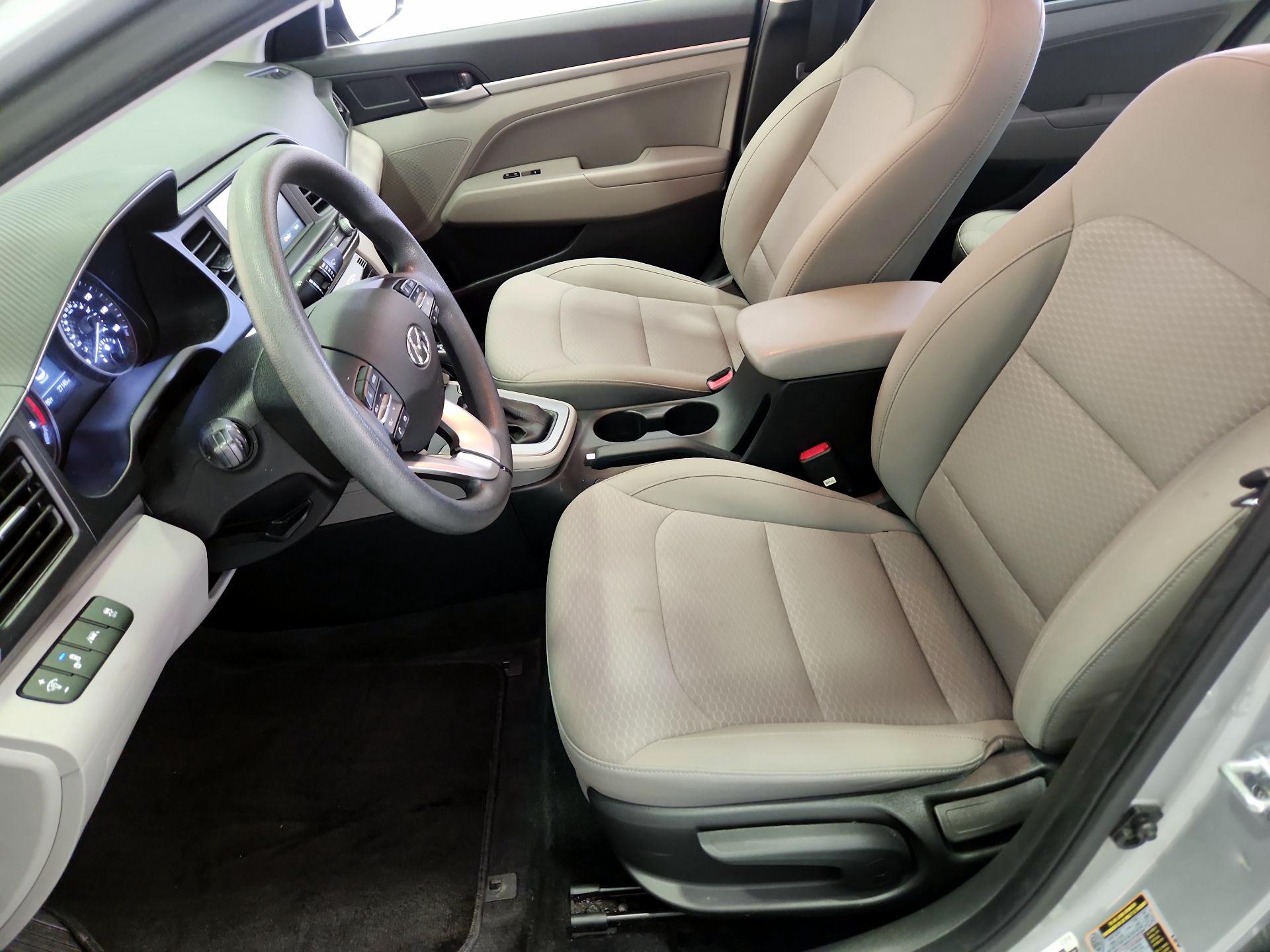 Thumbnail: 2020 Hyundai Elantra - 11