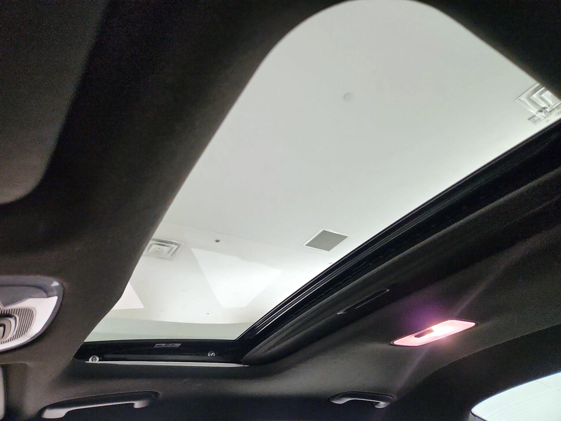 Thumbnail: 2023 Hyundai Elantra - 20