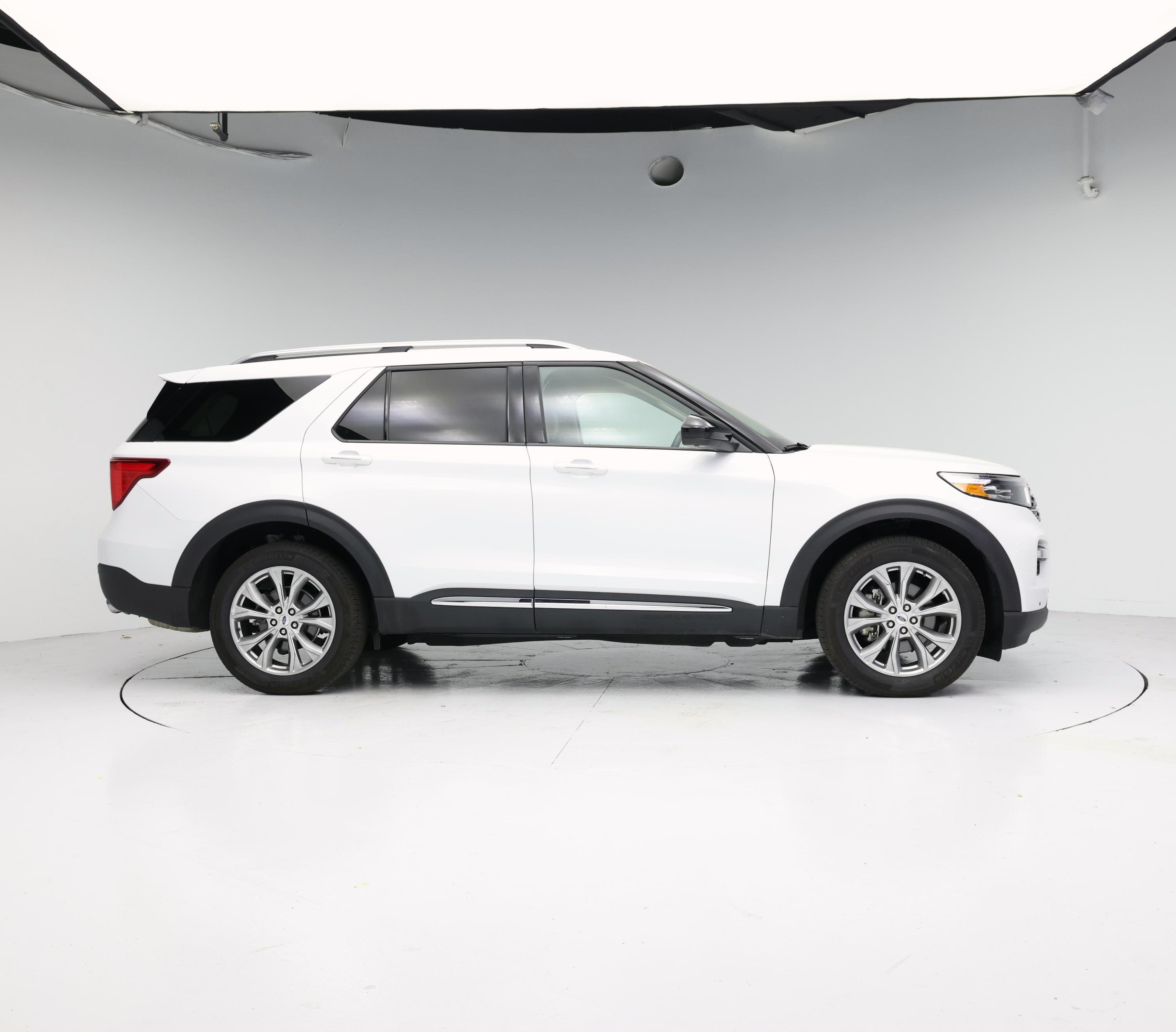 Thumbnail: 2023 Ford Explorer - 7