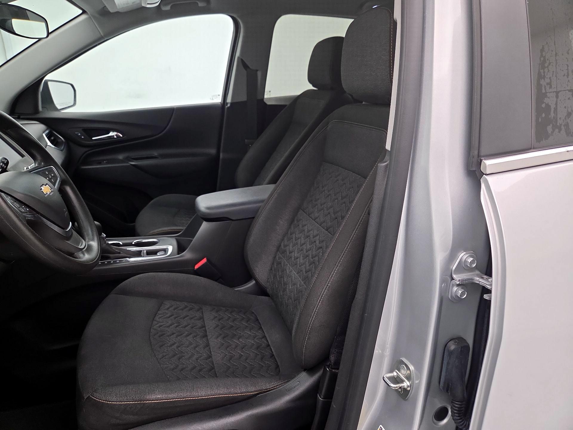 Thumbnail: 2022 Chevrolet Equinox - 11