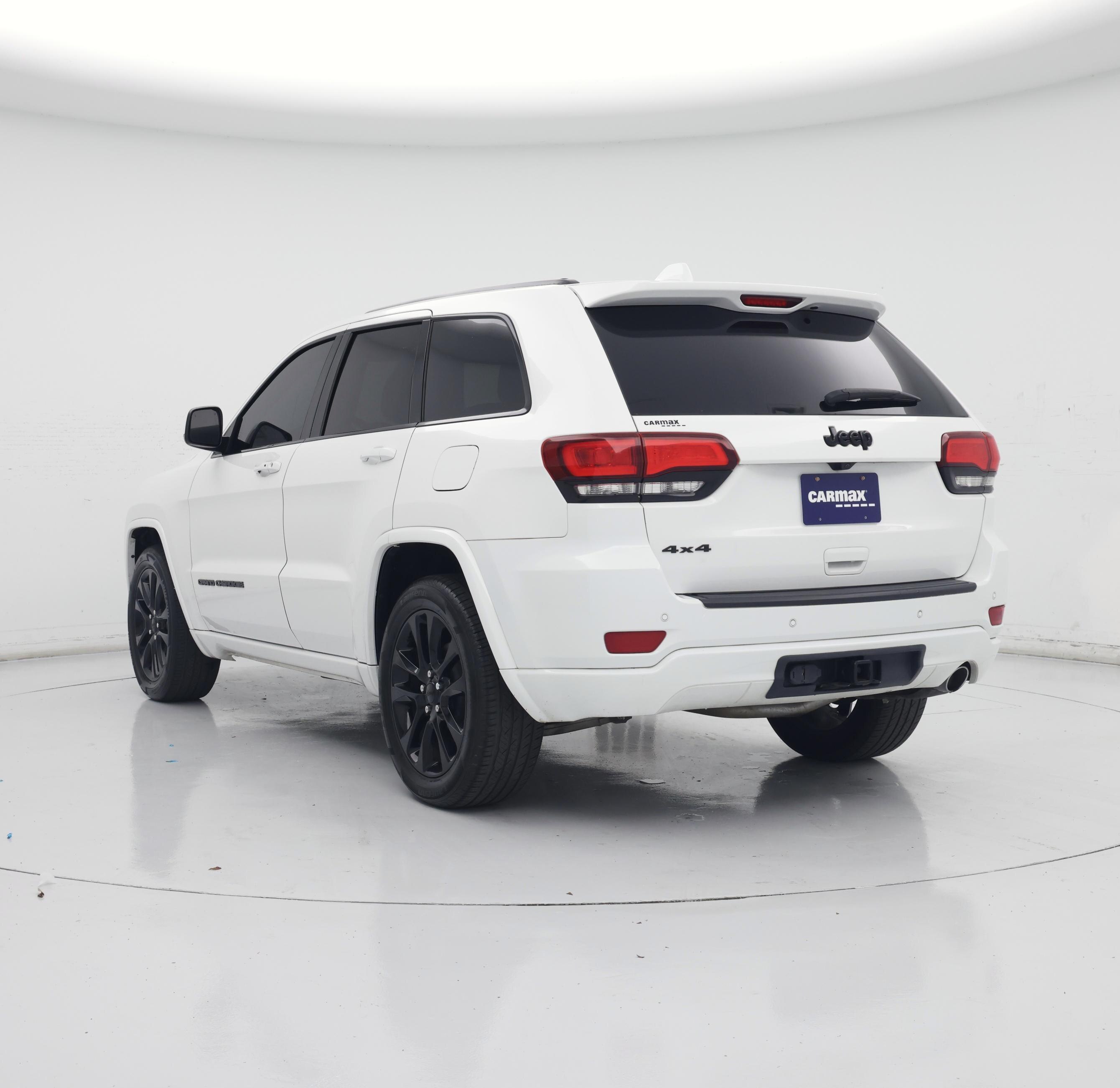 Thumbnail: 2020 Jeep Grand Cherokee - 2