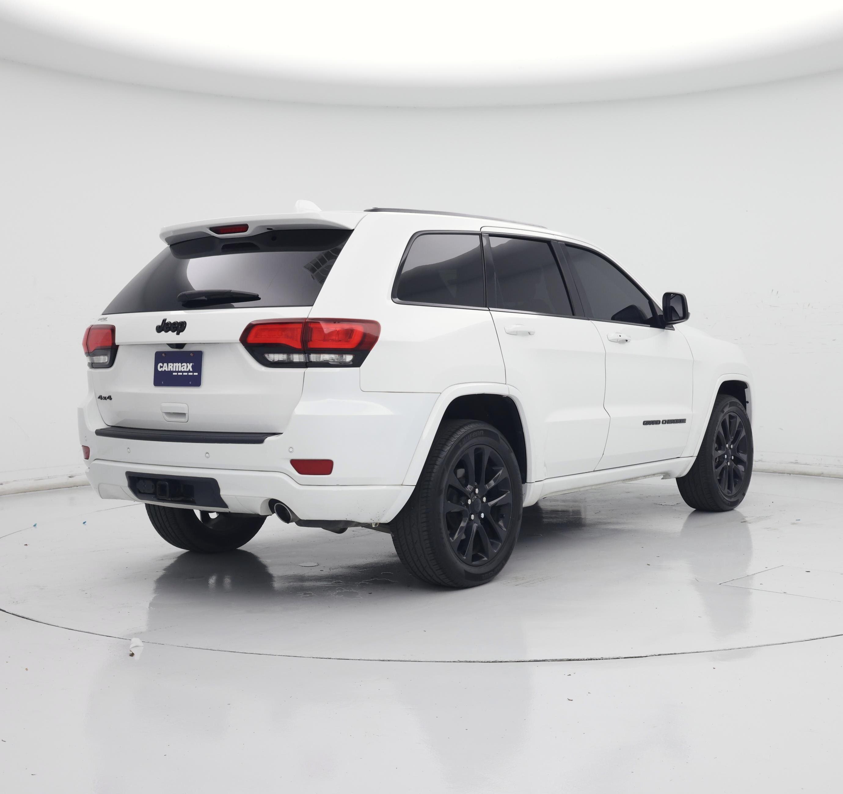 Thumbnail: 2020 Jeep Grand Cherokee - 8