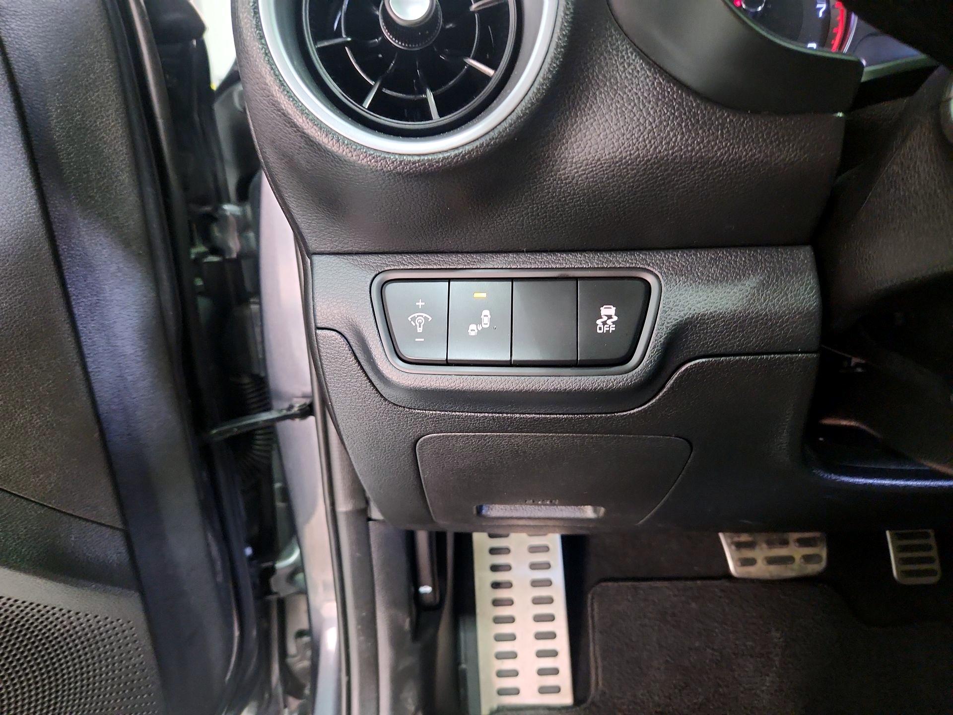 Thumbnail: 2023 Kia Forte - 13