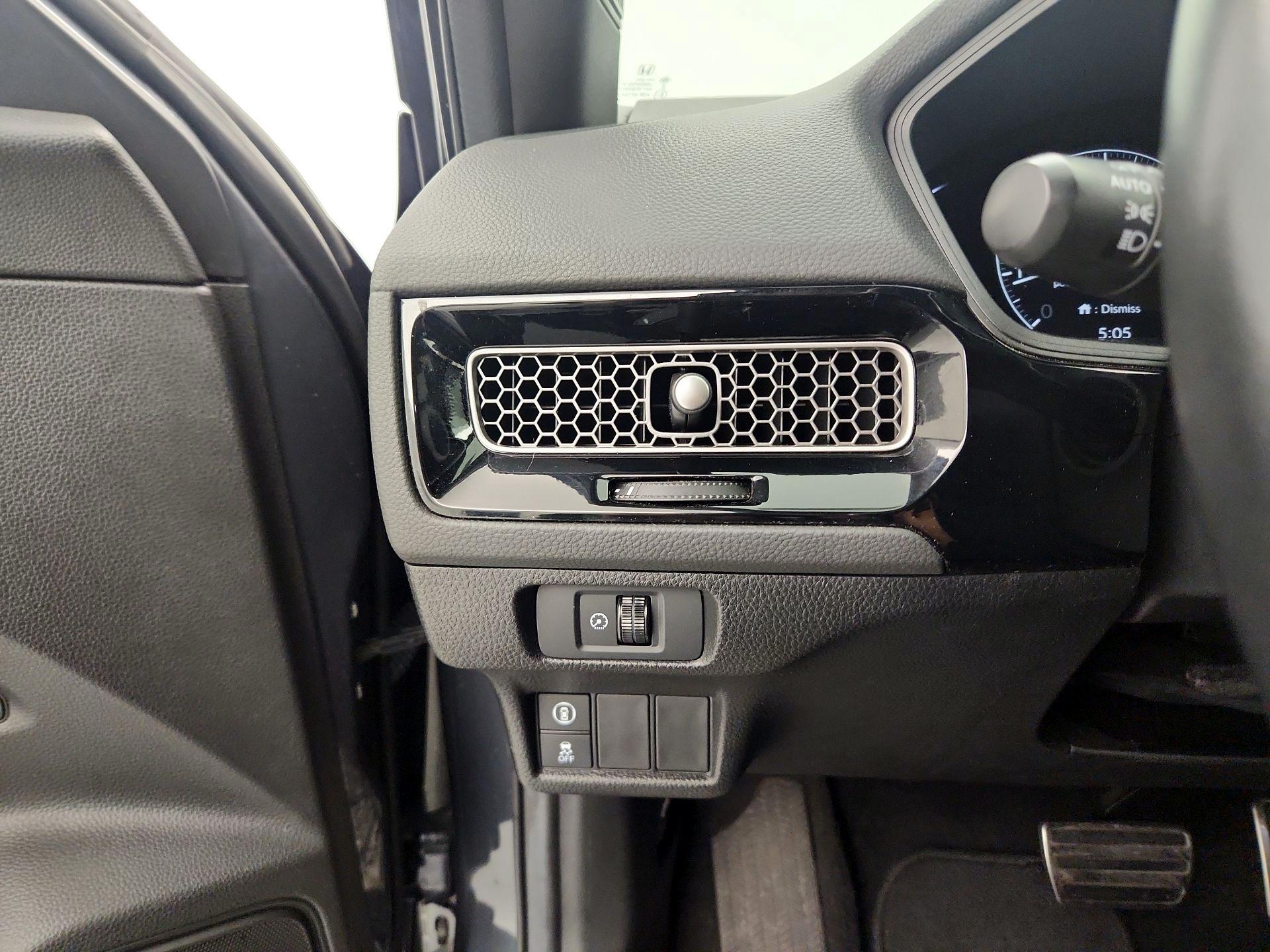 Thumbnail: 2024 Honda Civic - 13