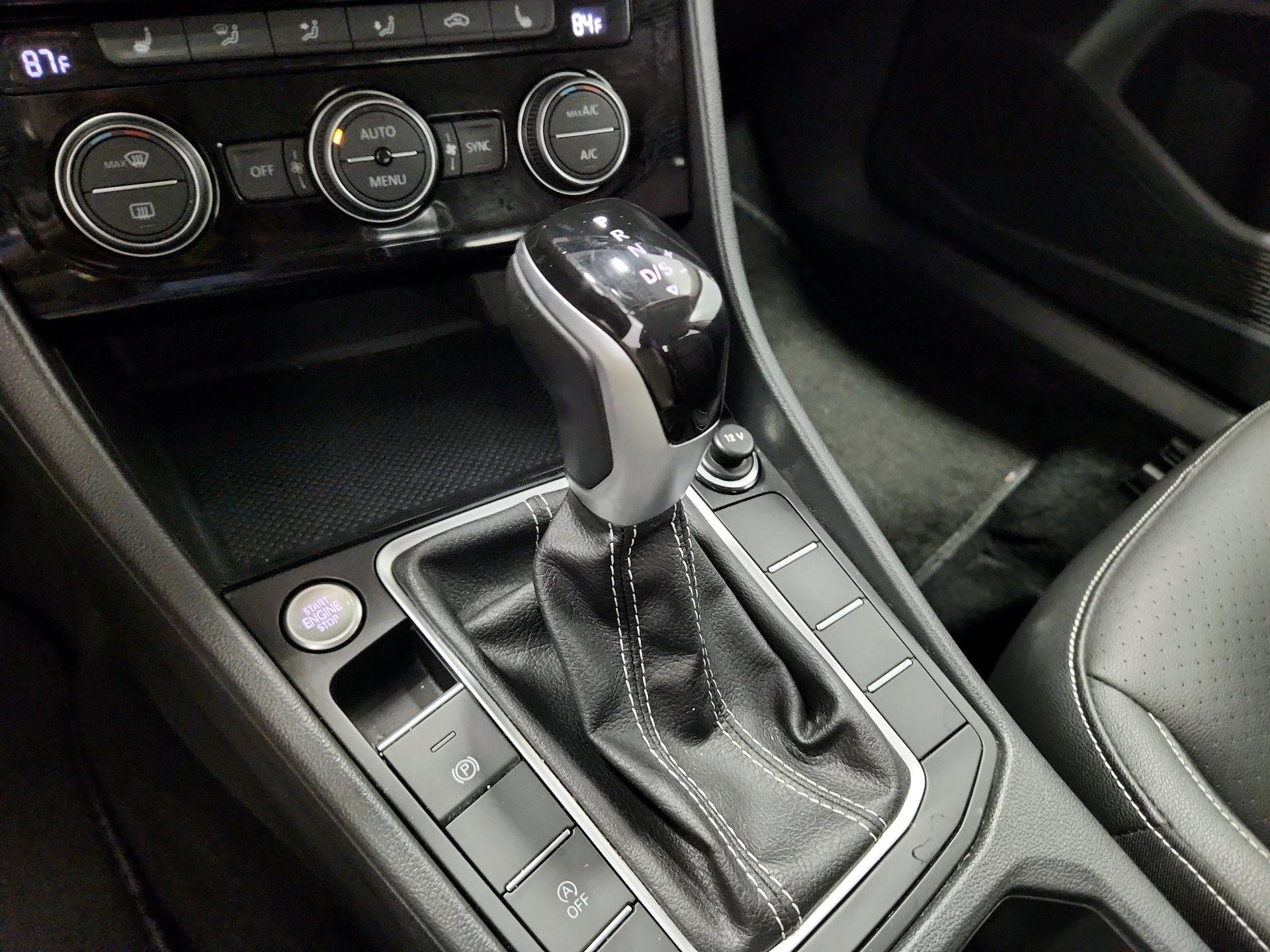 Thumbnail: 2024 Volkswagen Jetta - 17