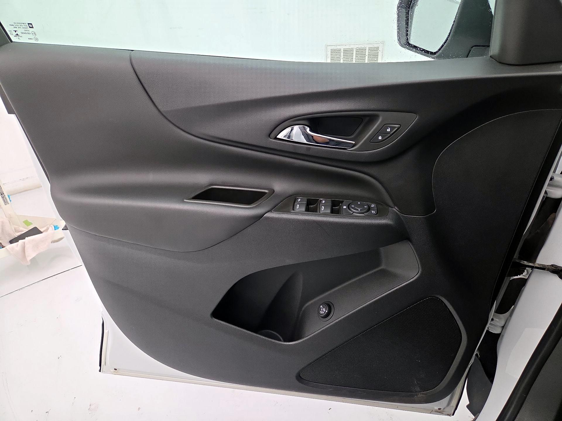 Thumbnail: 2023 Chevrolet Equinox - 12