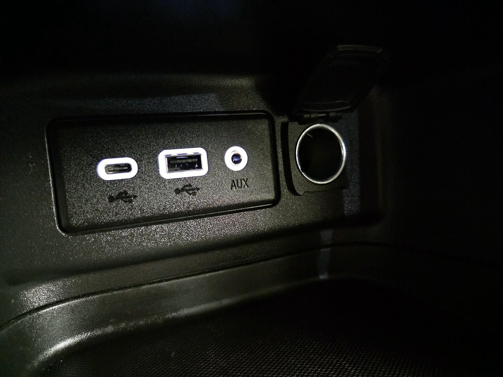 Thumbnail: 2023 Chevrolet Equinox - 18