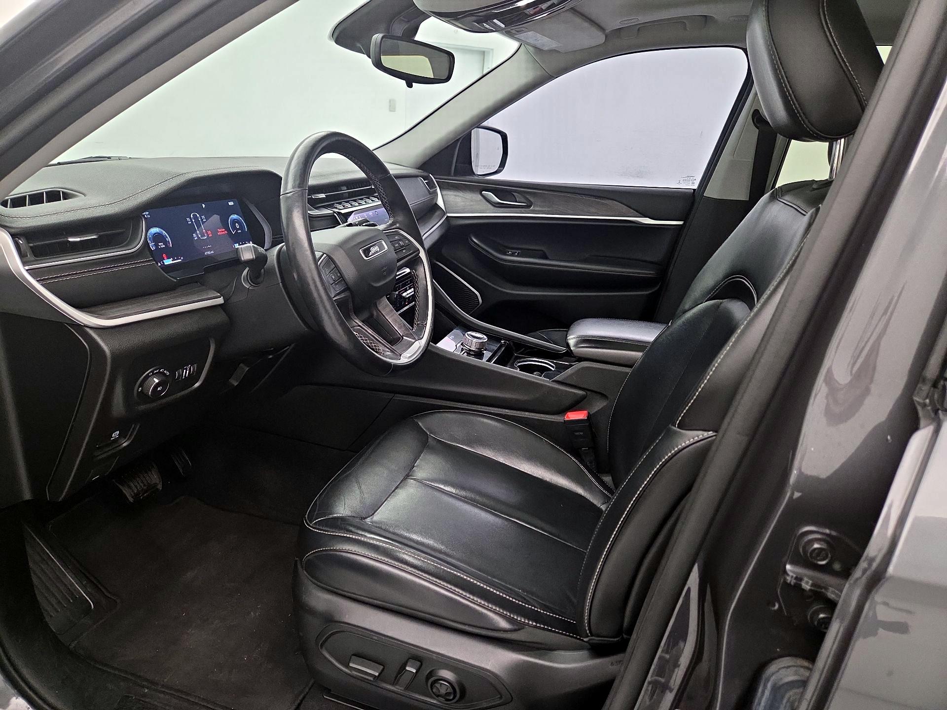 Thumbnail: 2021 Jeep Grand Cherokee L - 11