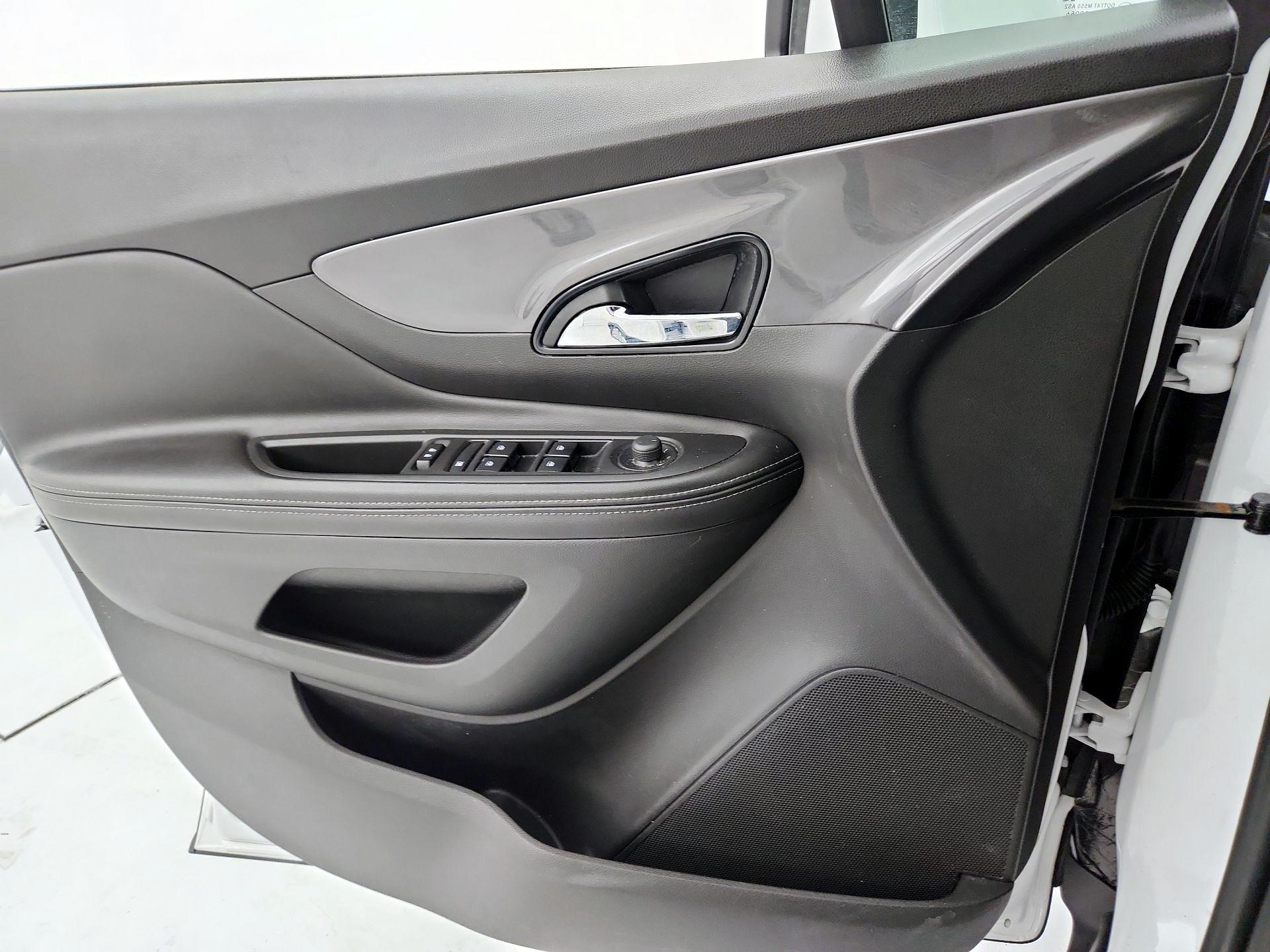 Thumbnail: 2020 Buick Encore - 12