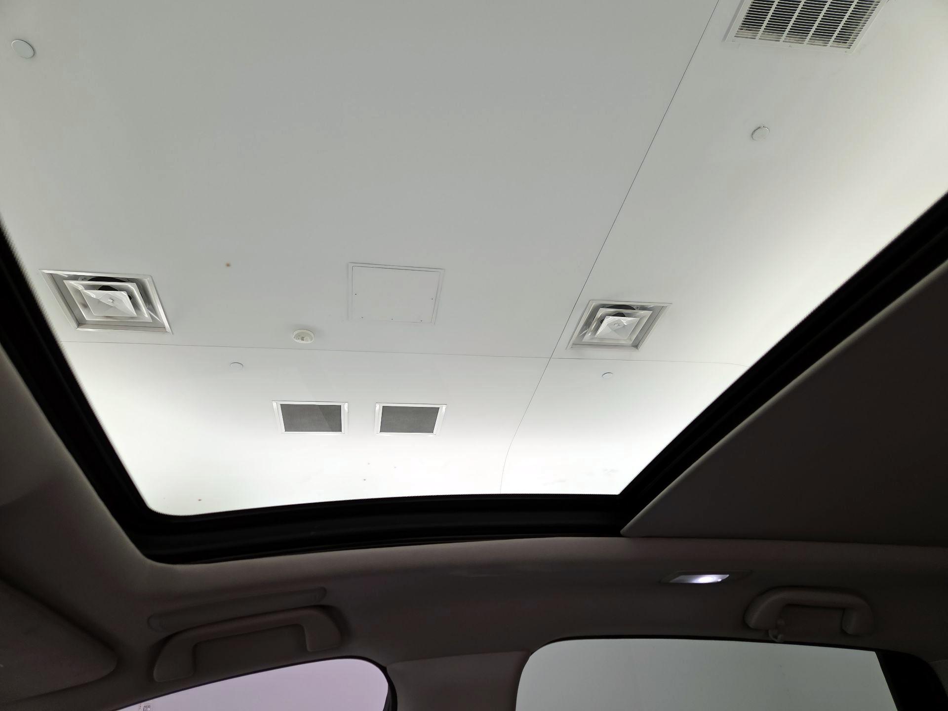 Thumbnail: 2023 Acura RDX - 20