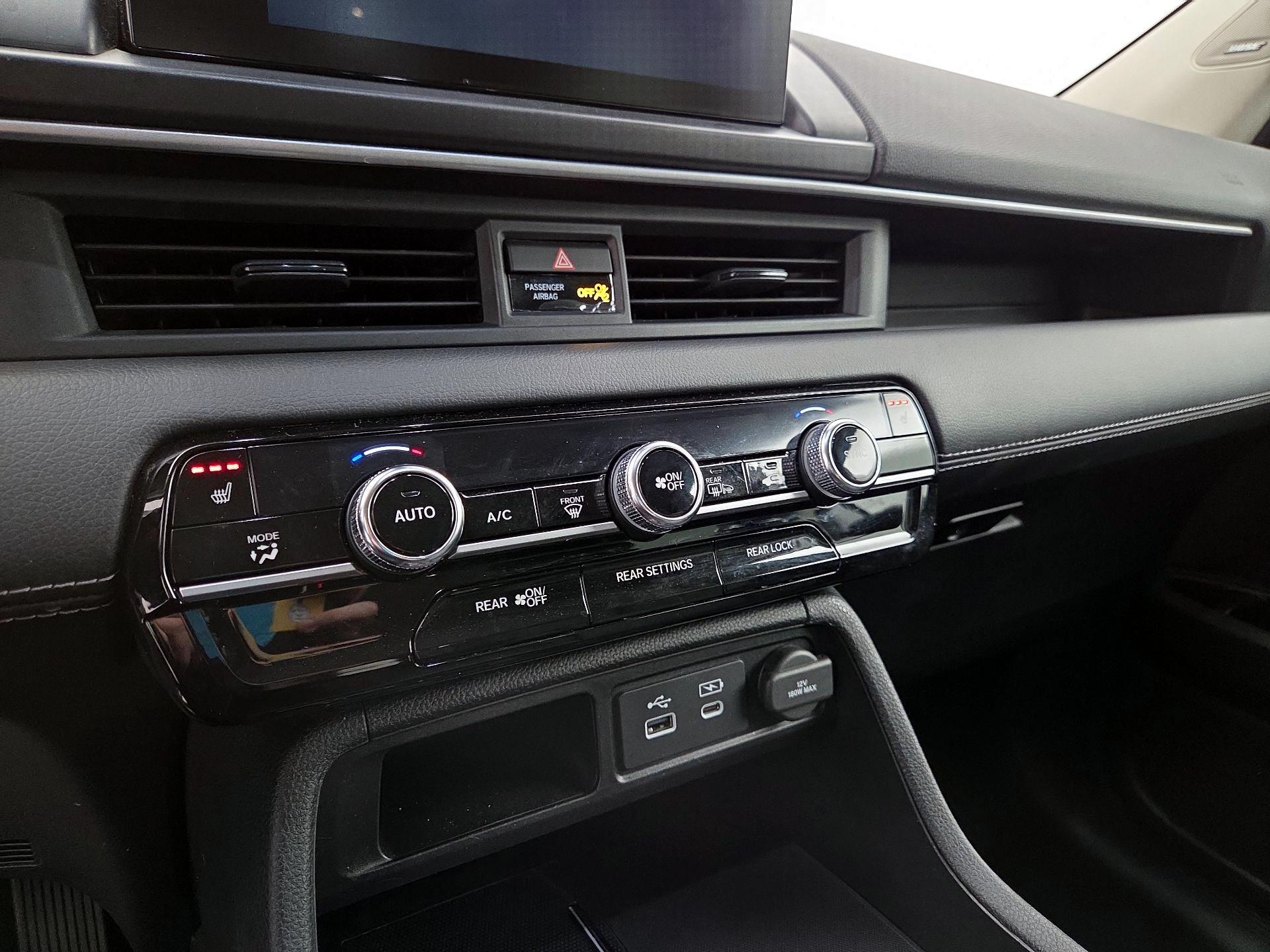 Thumbnail: 2024 Honda Pilot - 16