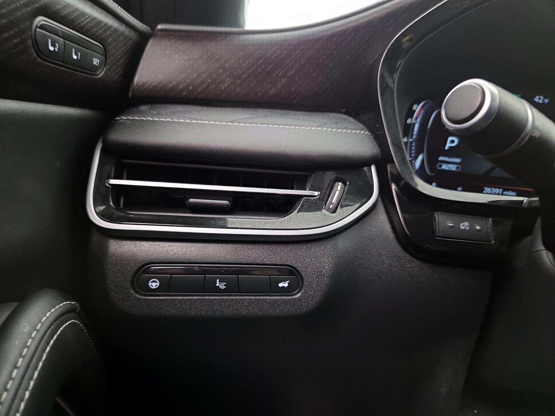 Thumbnail: 2022 INFINITI QX60 - 13