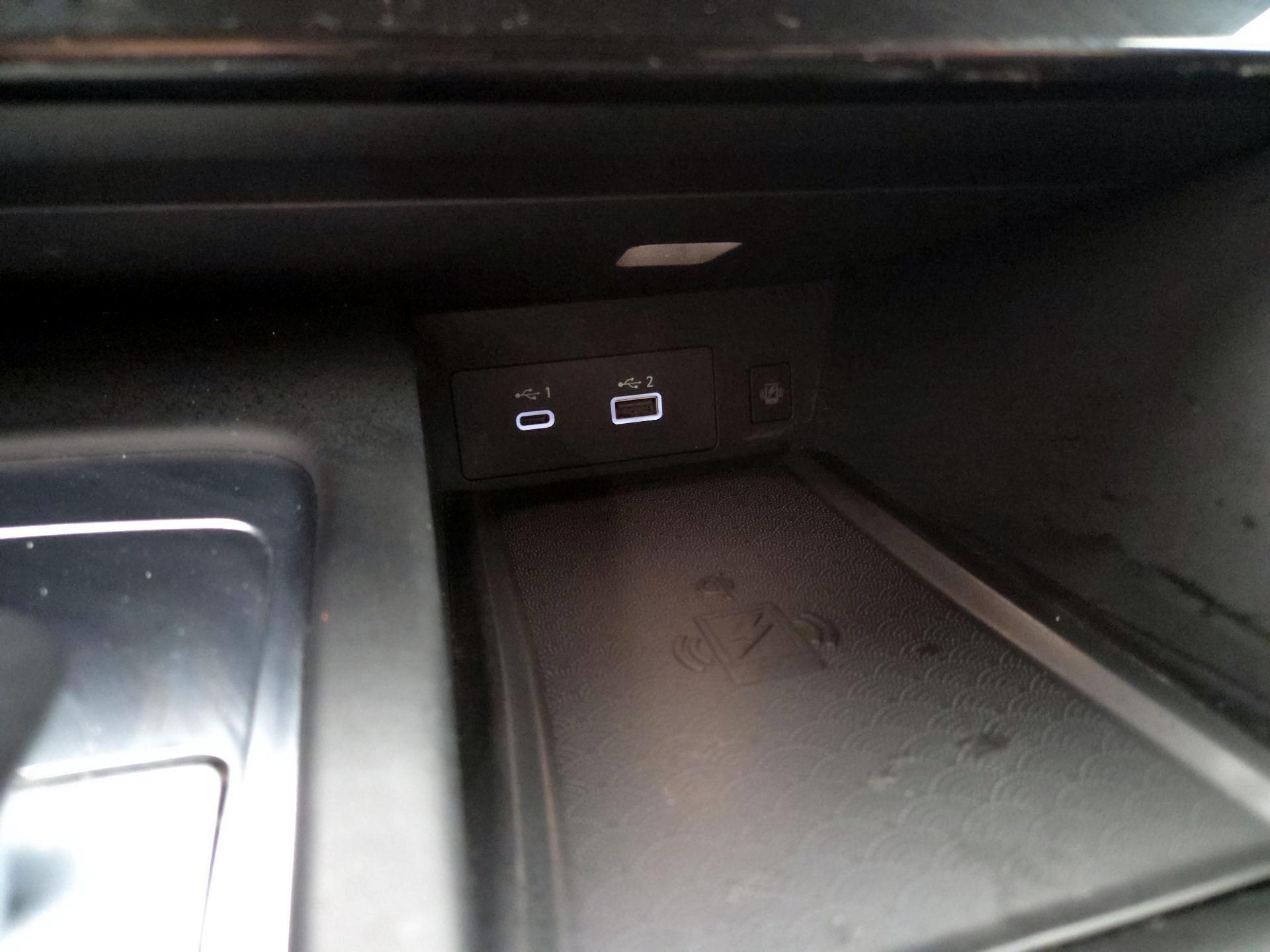 Thumbnail: 2022 INFINITI QX60 - 18