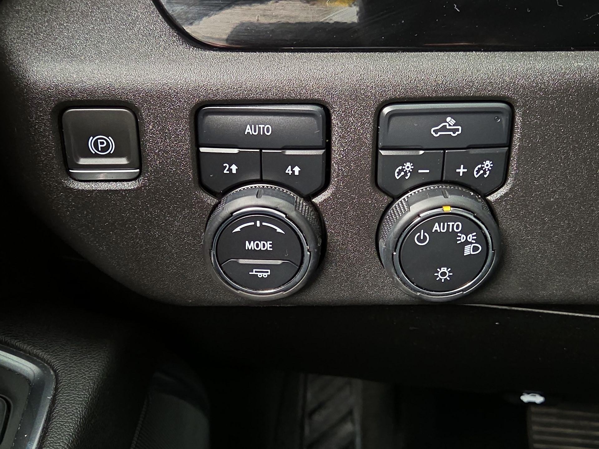 Thumbnail: 2023 Chevrolet Silverado 1500 - 13