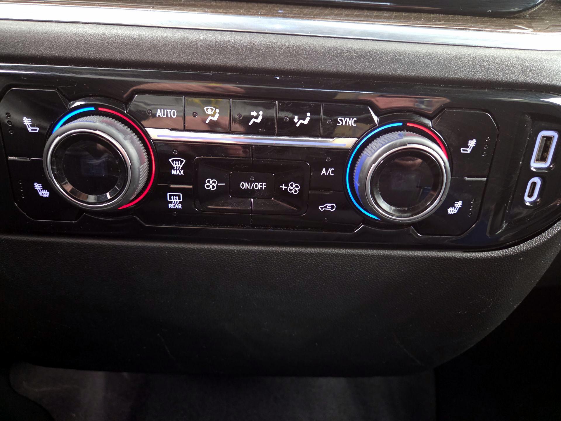 Thumbnail: 2023 Chevrolet Silverado 1500 - 16