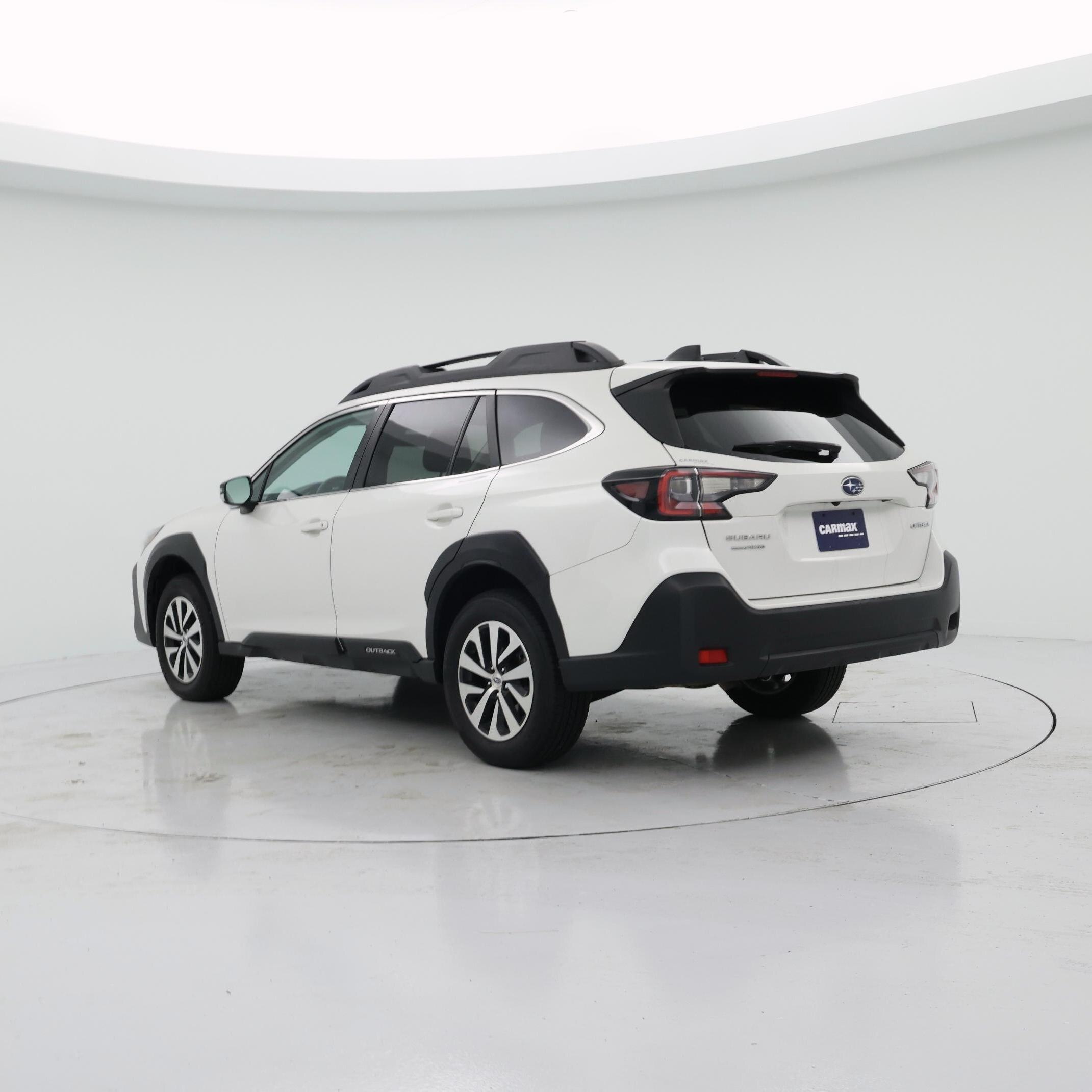 Thumbnail: 2023 Subaru Outback - 2