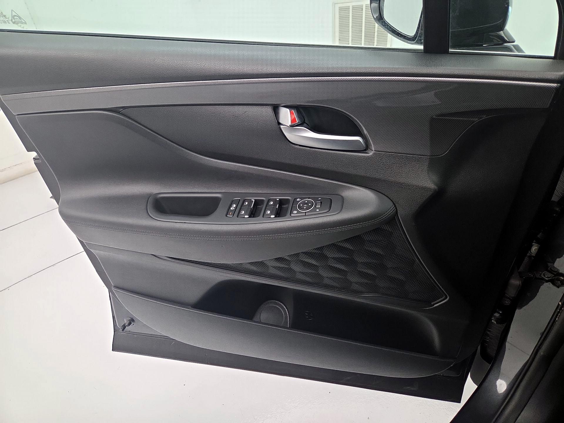 Thumbnail: 2023 Hyundai Santa Fe - 12