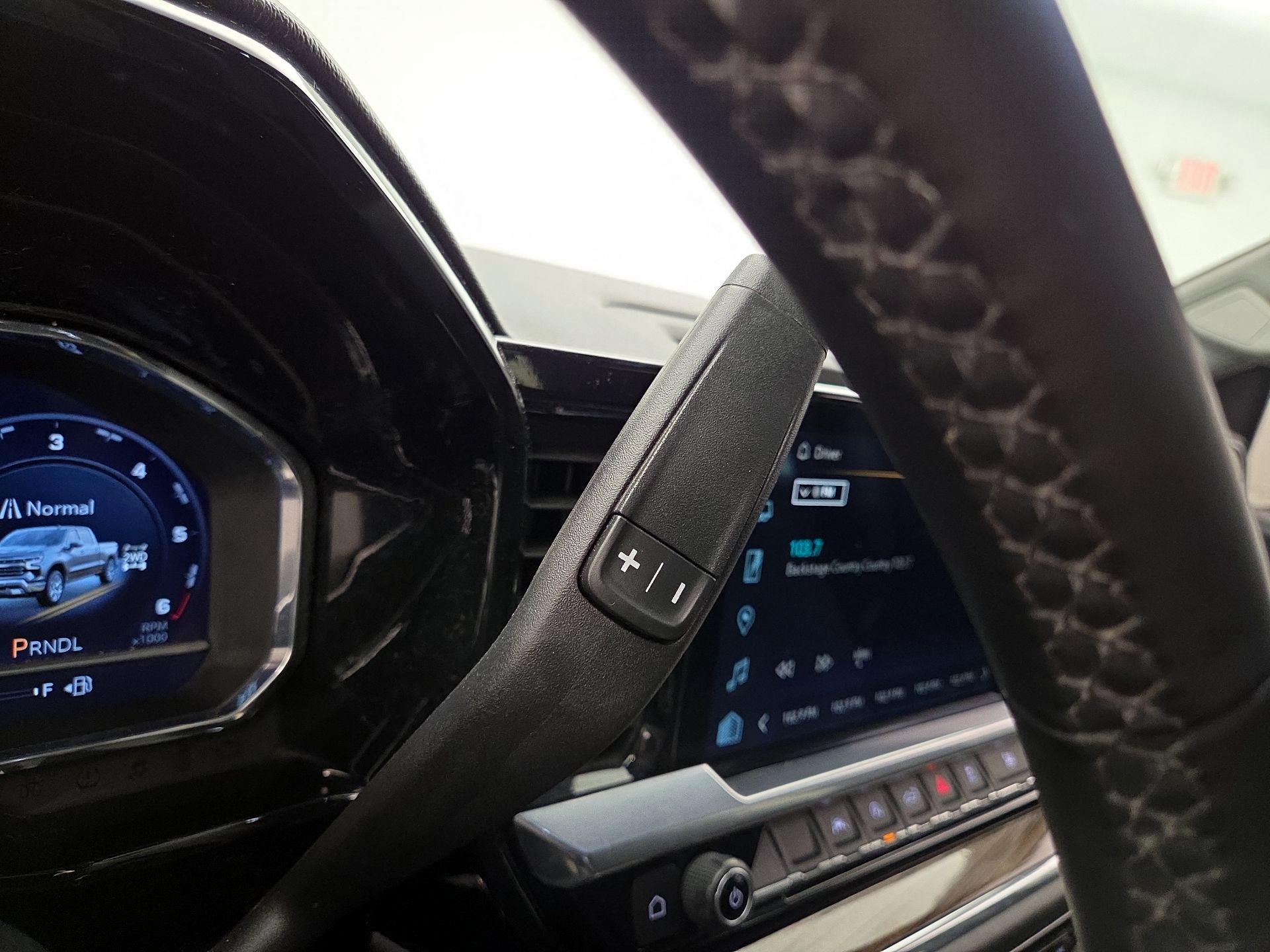 Thumbnail: 2023 Chevrolet Silverado 1500 - 17