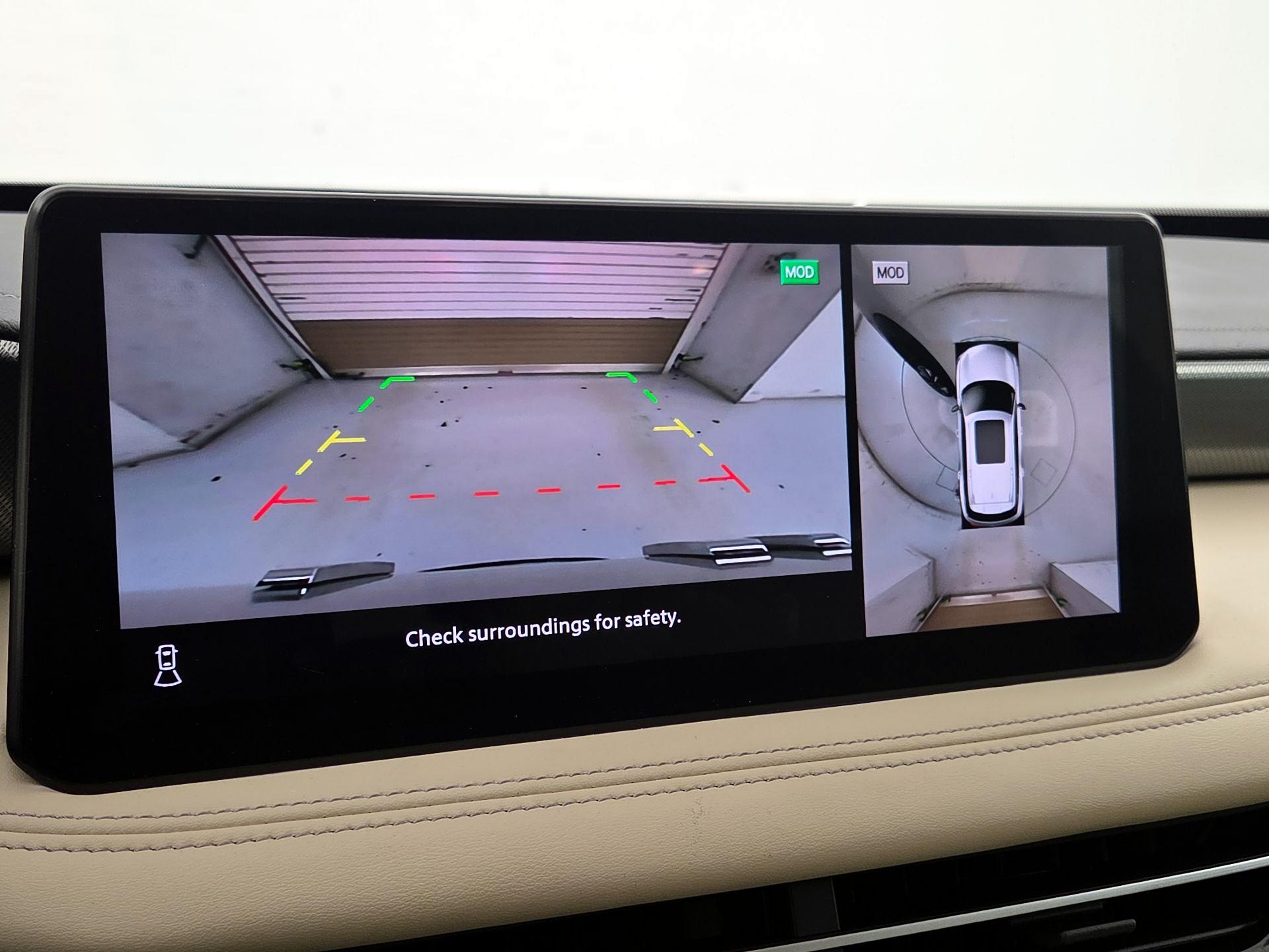 Thumbnail: 2023 INFINITI QX60 - 15