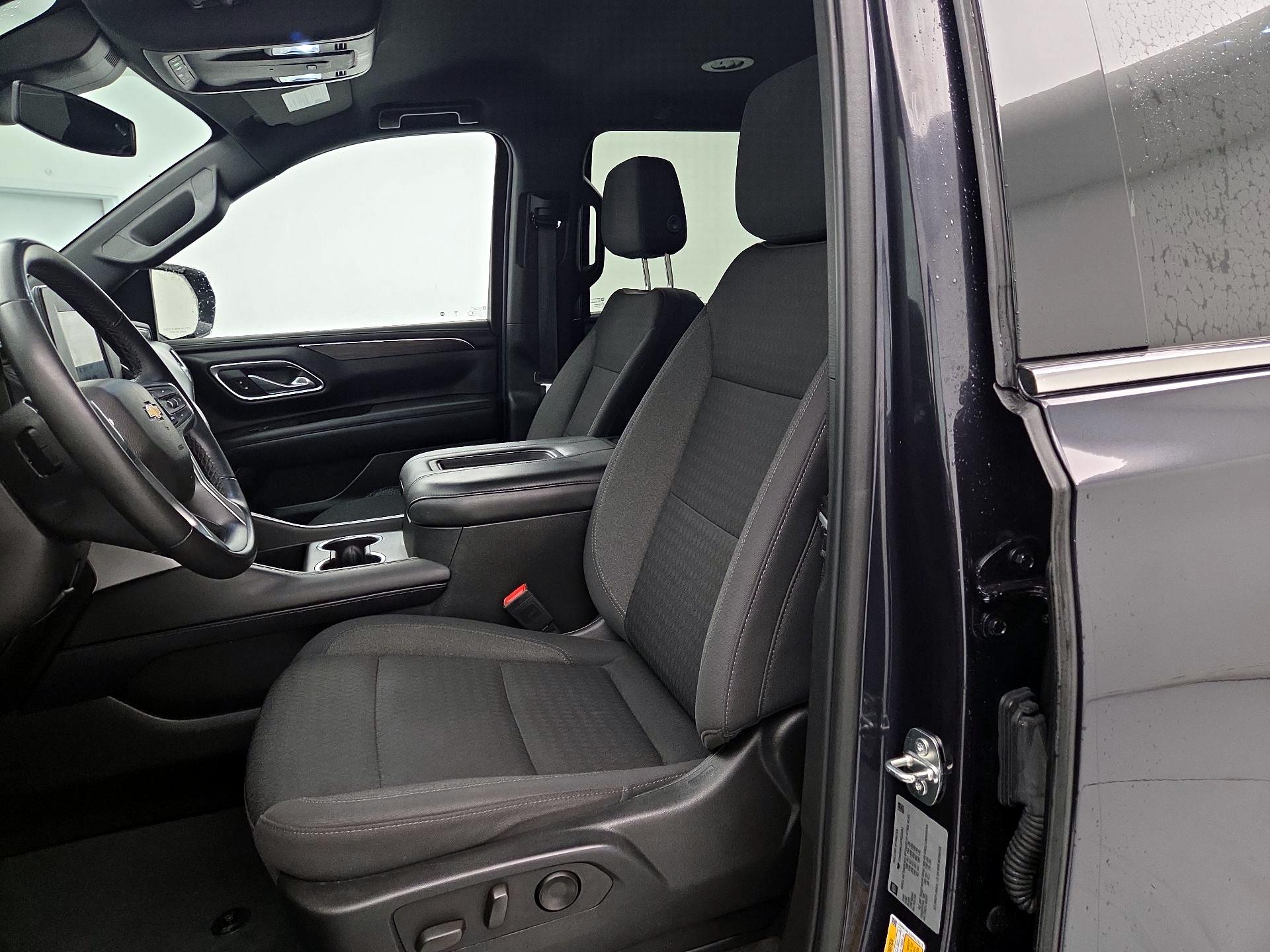 Thumbnail: 2023 Chevrolet Tahoe - 11