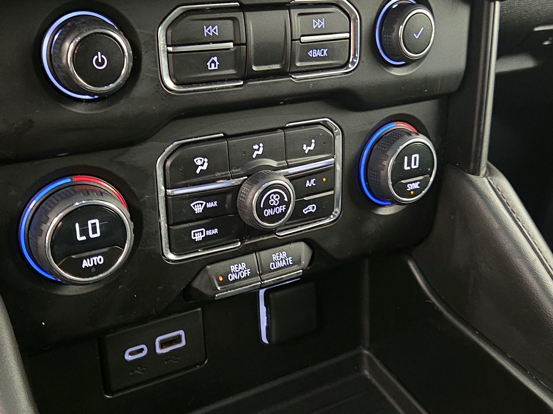 Thumbnail: 2023 Chevrolet Tahoe - 16