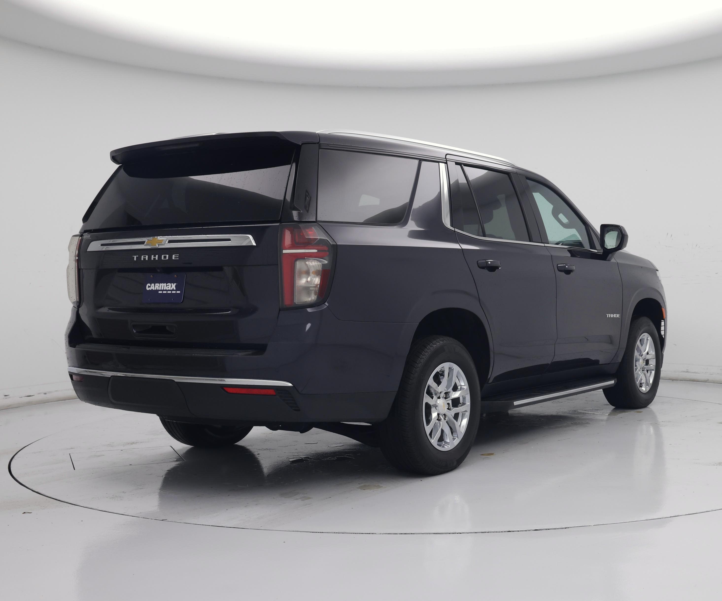 Thumbnail: 2023 Chevrolet Tahoe - 8