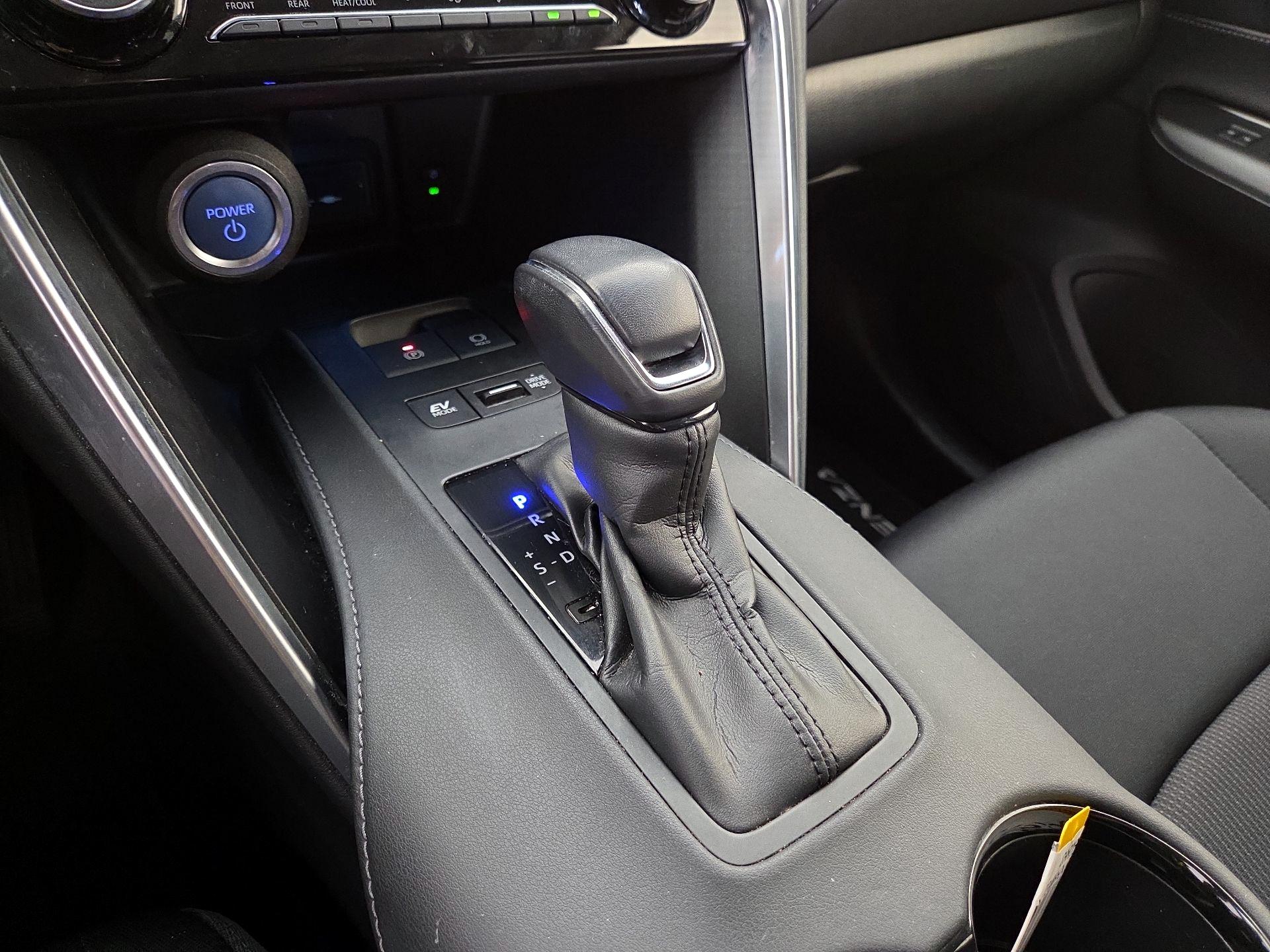 Thumbnail: 2022 Toyota Venza - 17