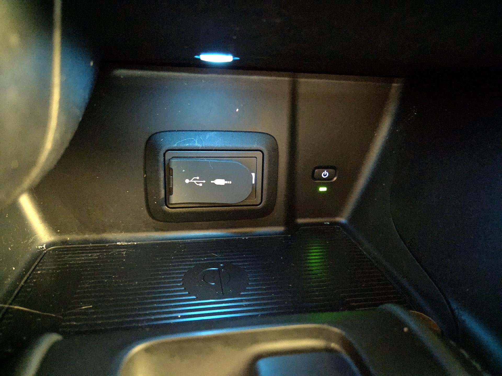 Thumbnail: 2022 Toyota Venza - 18