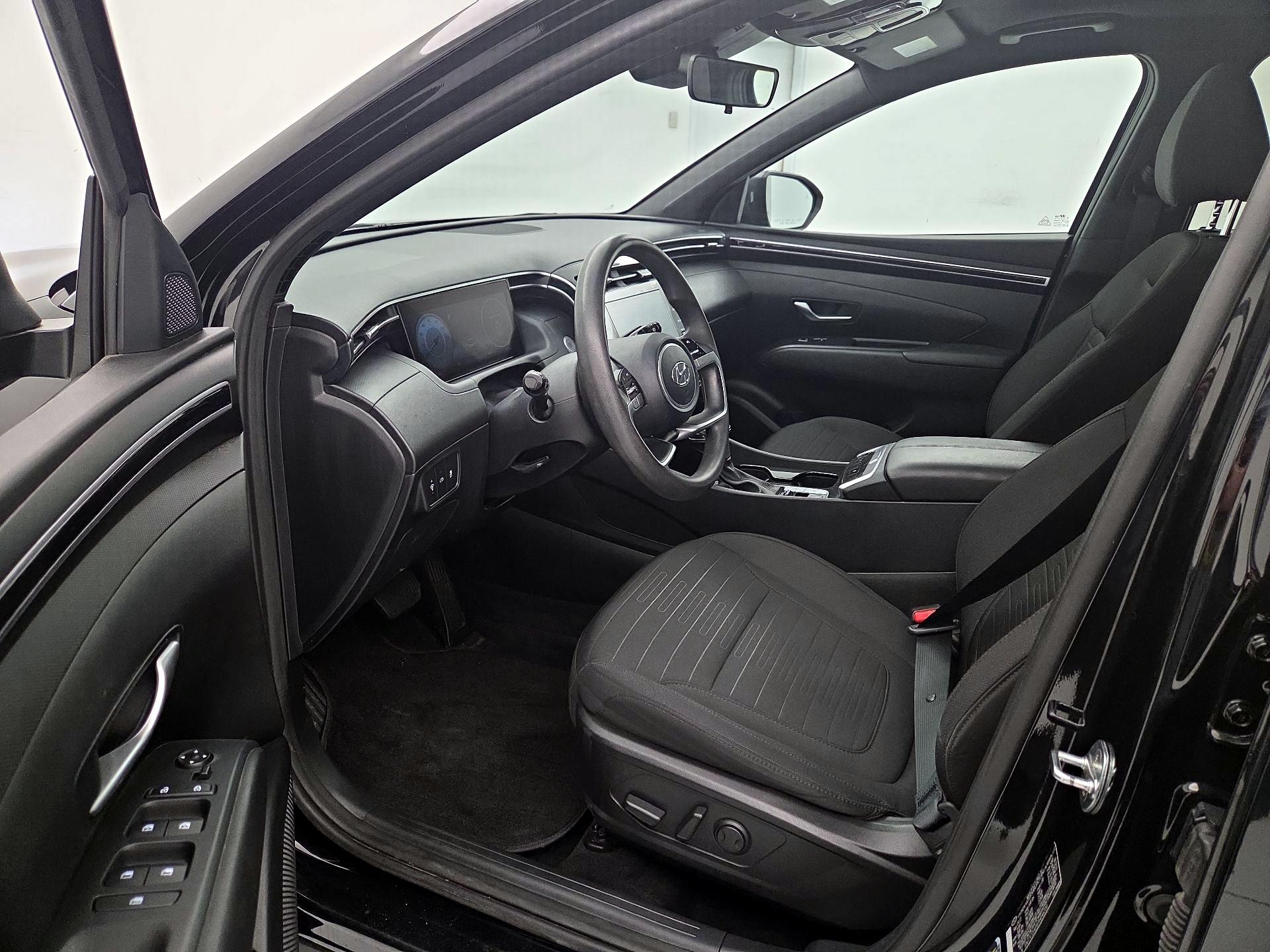 Thumbnail: 2023 Hyundai Santa Cruz - 11